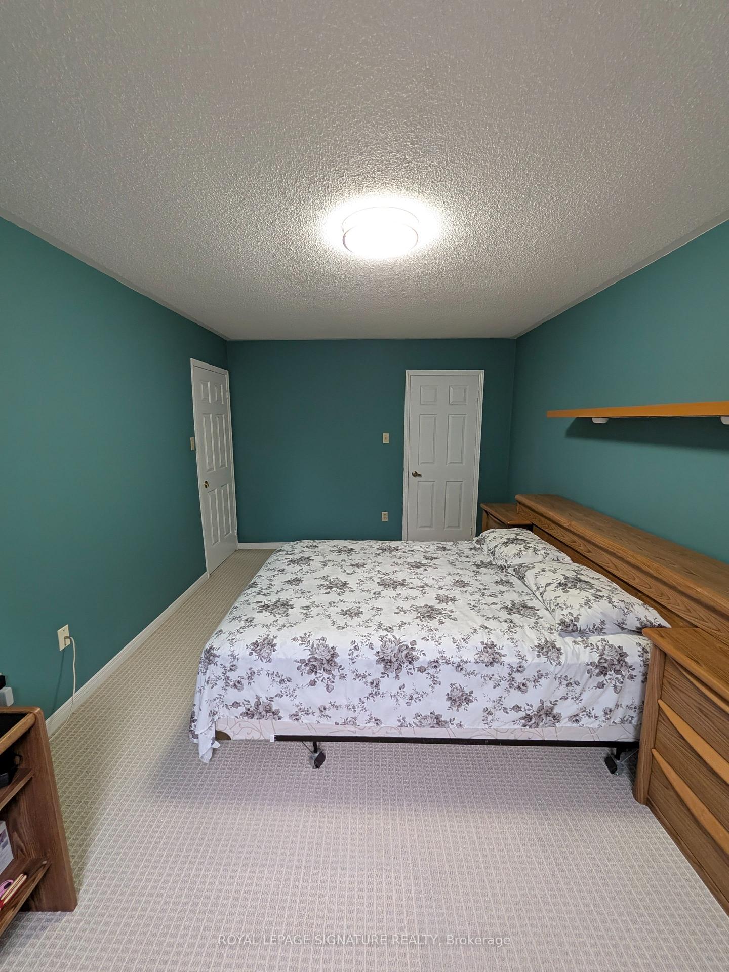 Photo 36 of 44 Bankview Circle, Etobicoke, West Humber-Clairville — HOMEH