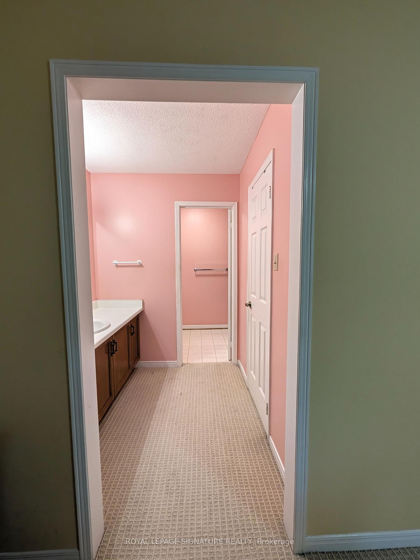 Photo 51 of 44 Bankview Circle, Etobicoke, West Humber-Clairville — HOMEH
