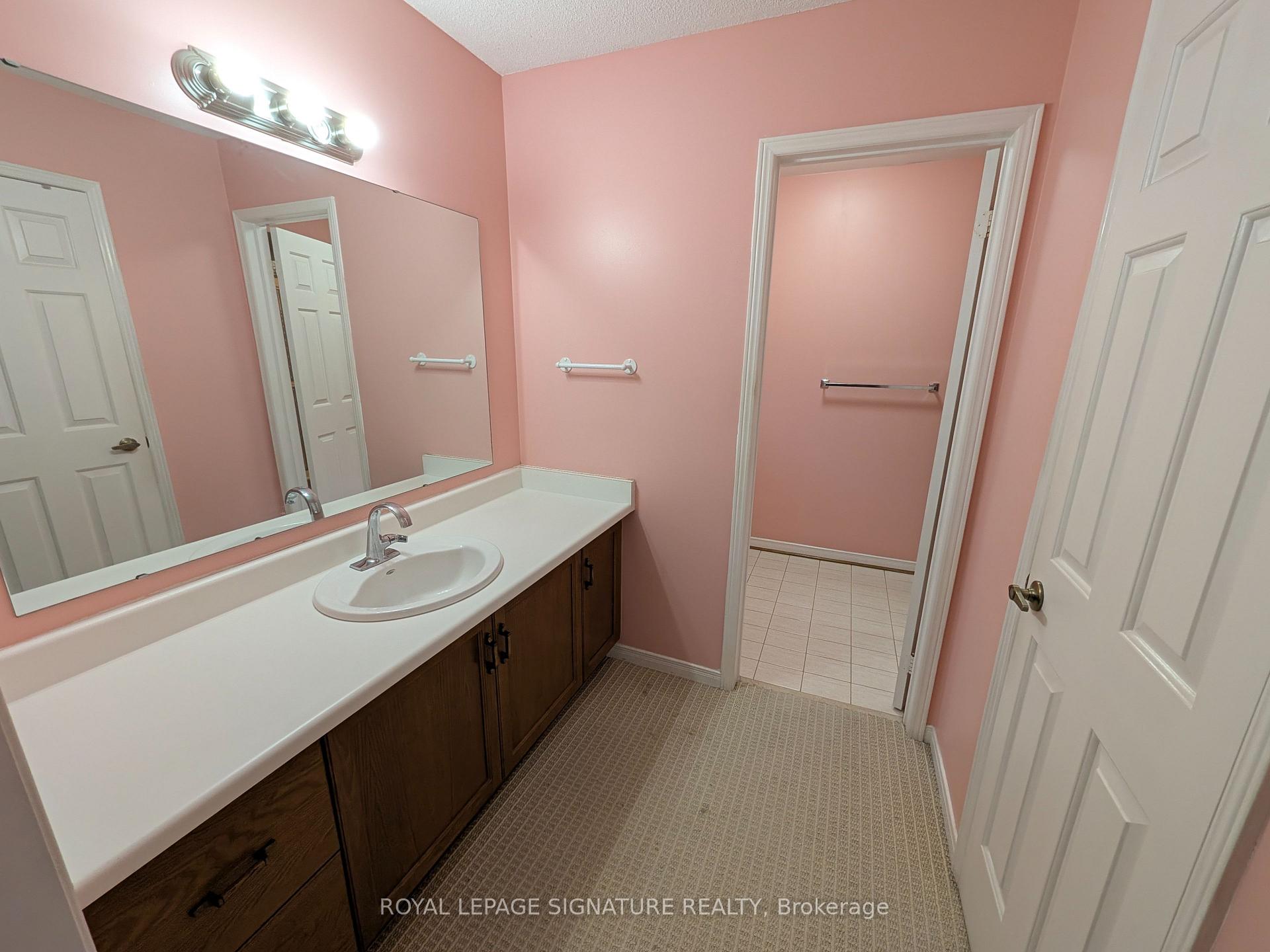 Photo 53 of 44 Bankview Circle, Etobicoke, West Humber-Clairville — HOMEH