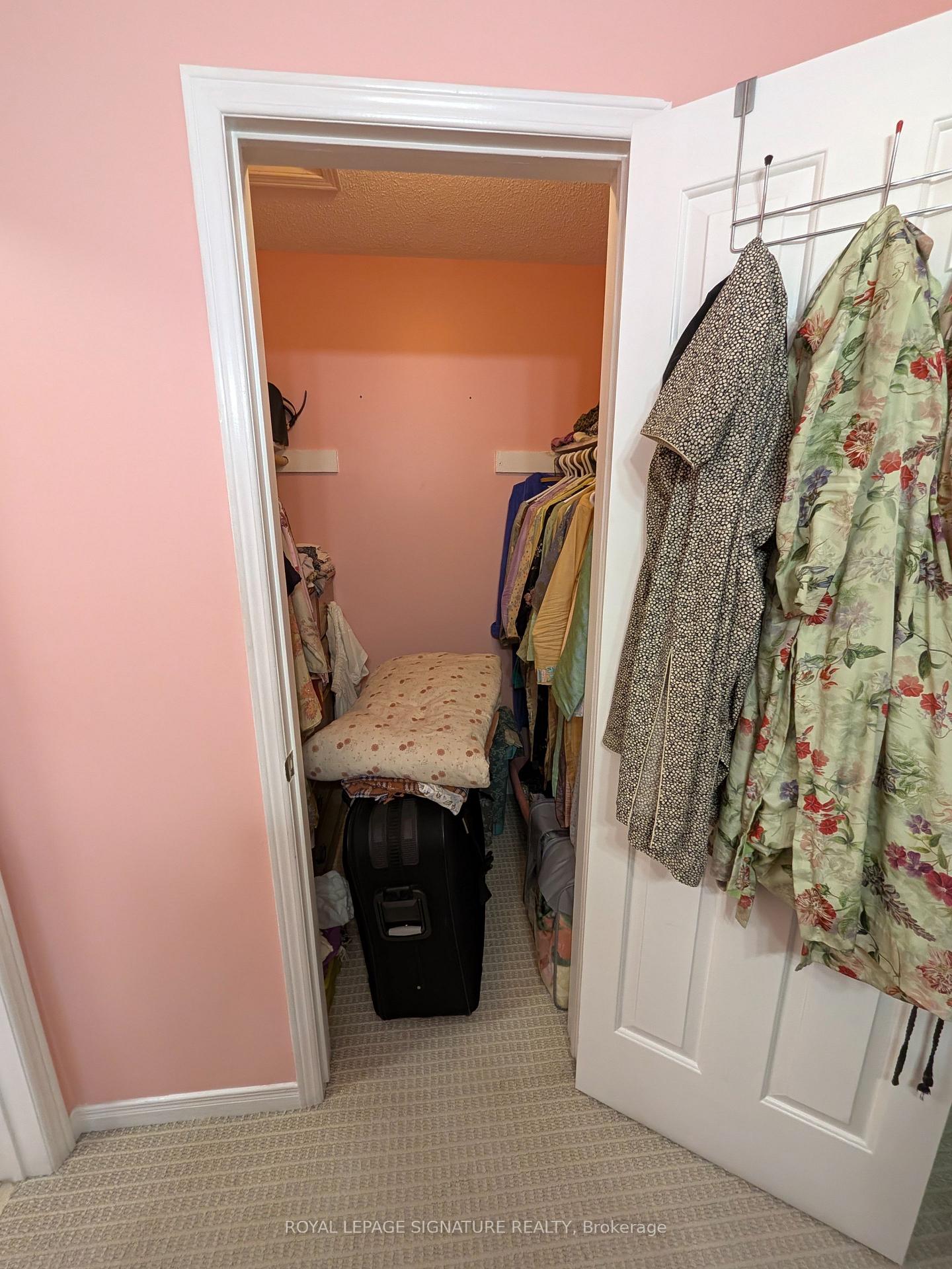 Photo 43 of 44 Bankview Circle, Etobicoke, West Humber-Clairville — HOMEH