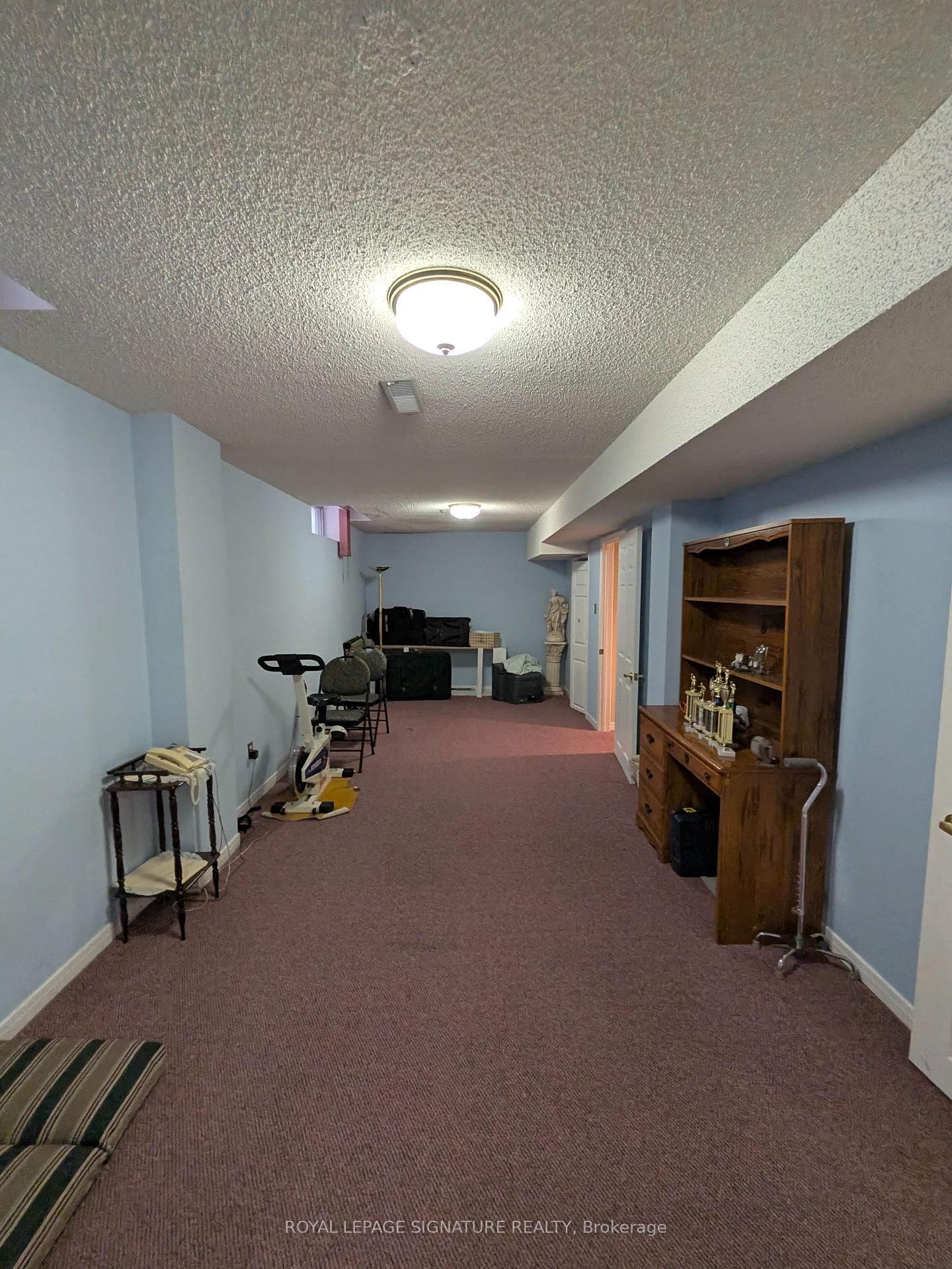 Photo 59 of 44 Bankview Circle, Etobicoke, West Humber-Clairville — HOMEH
