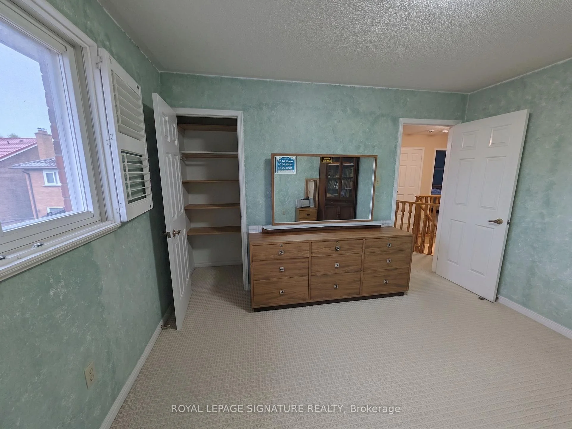 Photo 28 of 44 Bankview Circle, Etobicoke, West Humber-Clairville — HOMEH