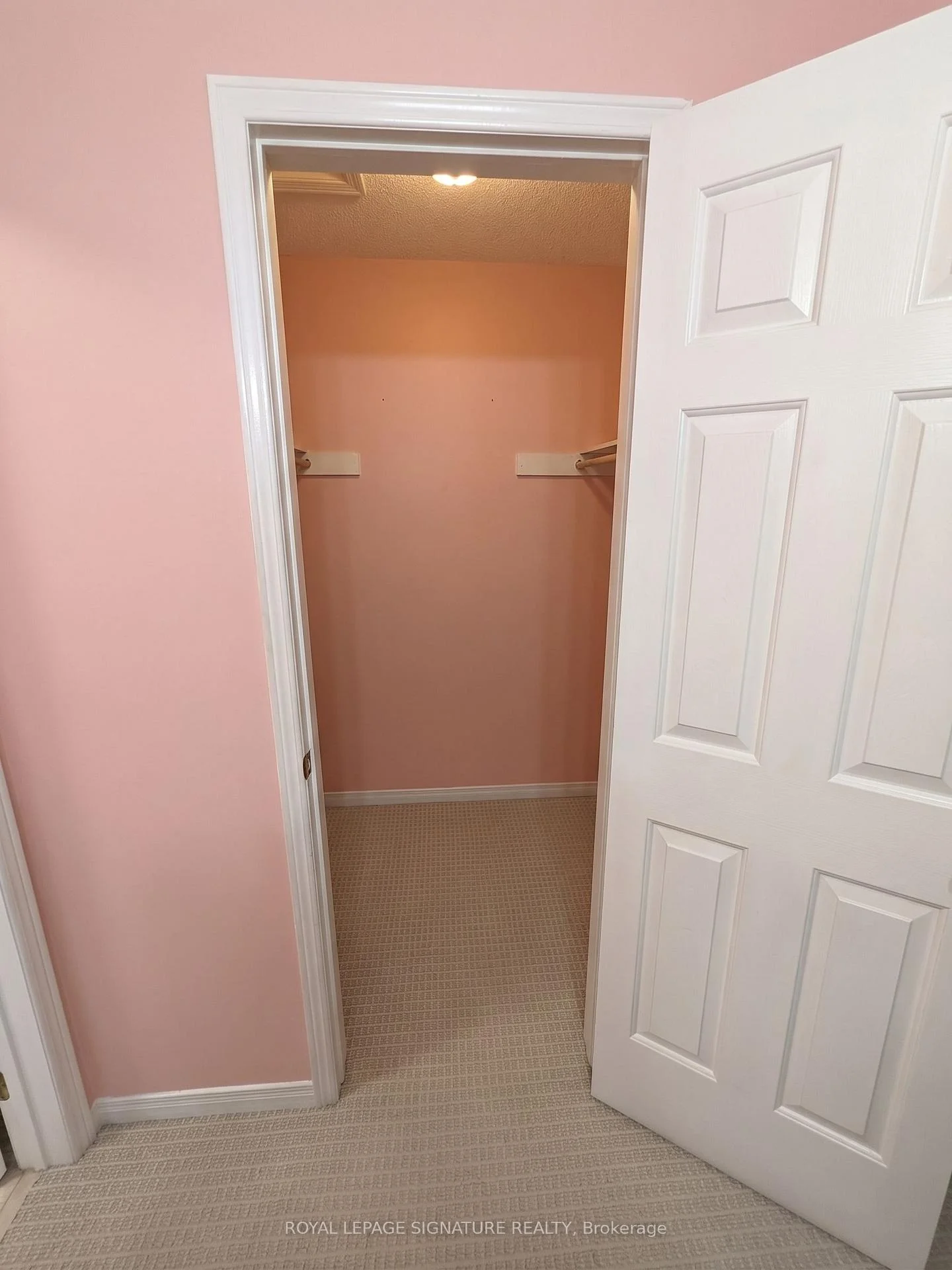 Photo 56 of 44 Bankview Circle, Etobicoke, West Humber-Clairville — HOMEH