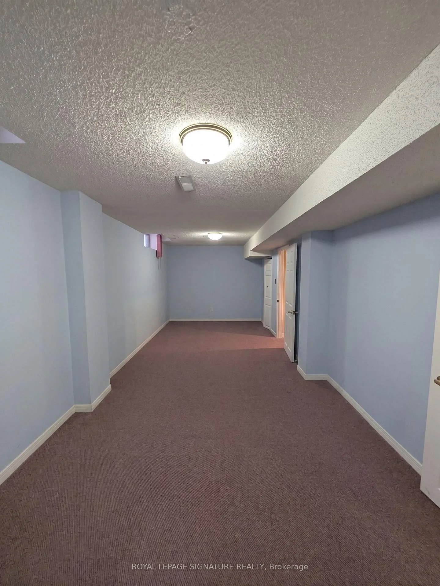 Photo 60 of 44 Bankview Circle, Etobicoke, West Humber-Clairville — HOMEH