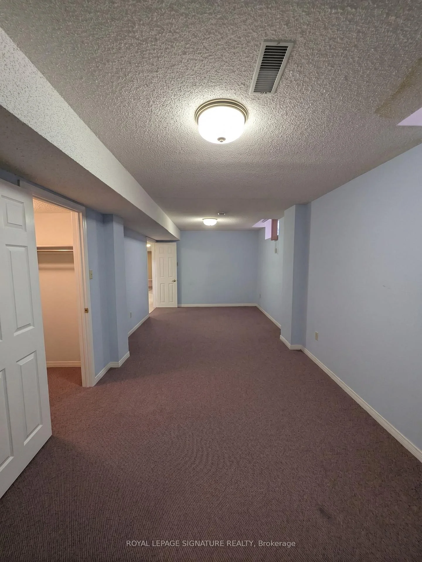 Photo 62 of 44 Bankview Circle, Etobicoke, West Humber-Clairville — HOMEH