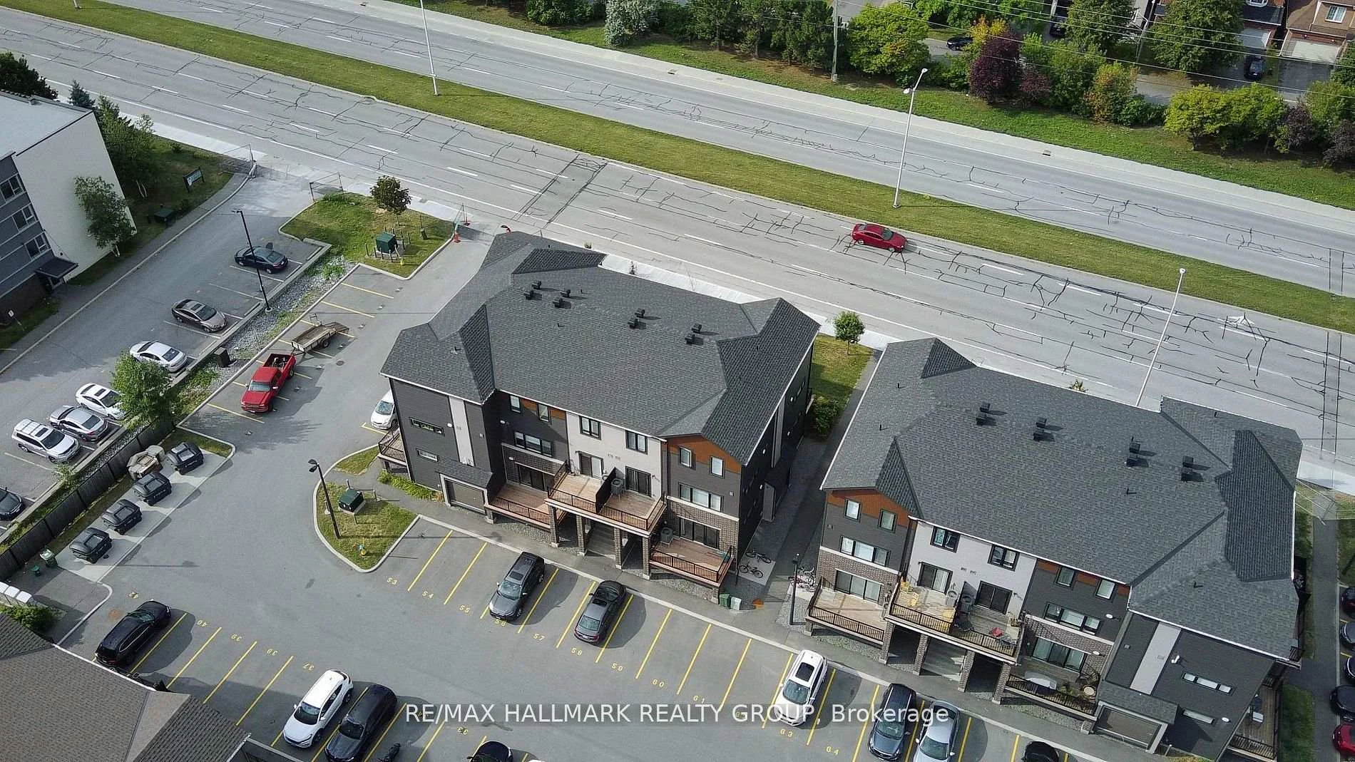 Photo 3 of Unit 19, 500 Eldorado Private, Ottawa, Kanata - Morgan's Grant/South March — HOMEH
