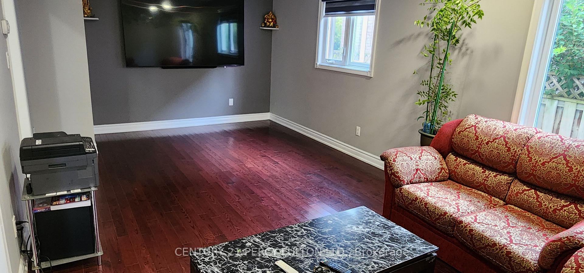 Photo 3 of 7 Goodall Drive, Scarborough, Rouge — HOMEH