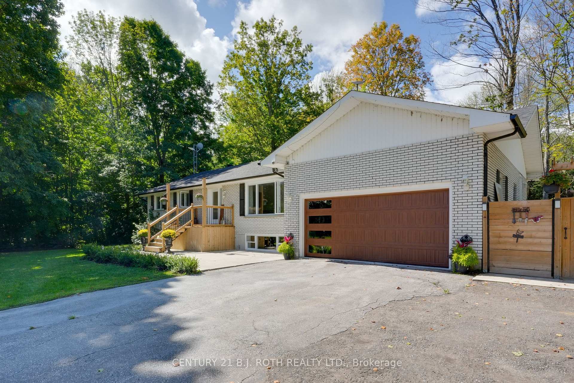 Photo 5 of 1250 County Road 6 S, Tiny, Rural Tiny — HOMEH