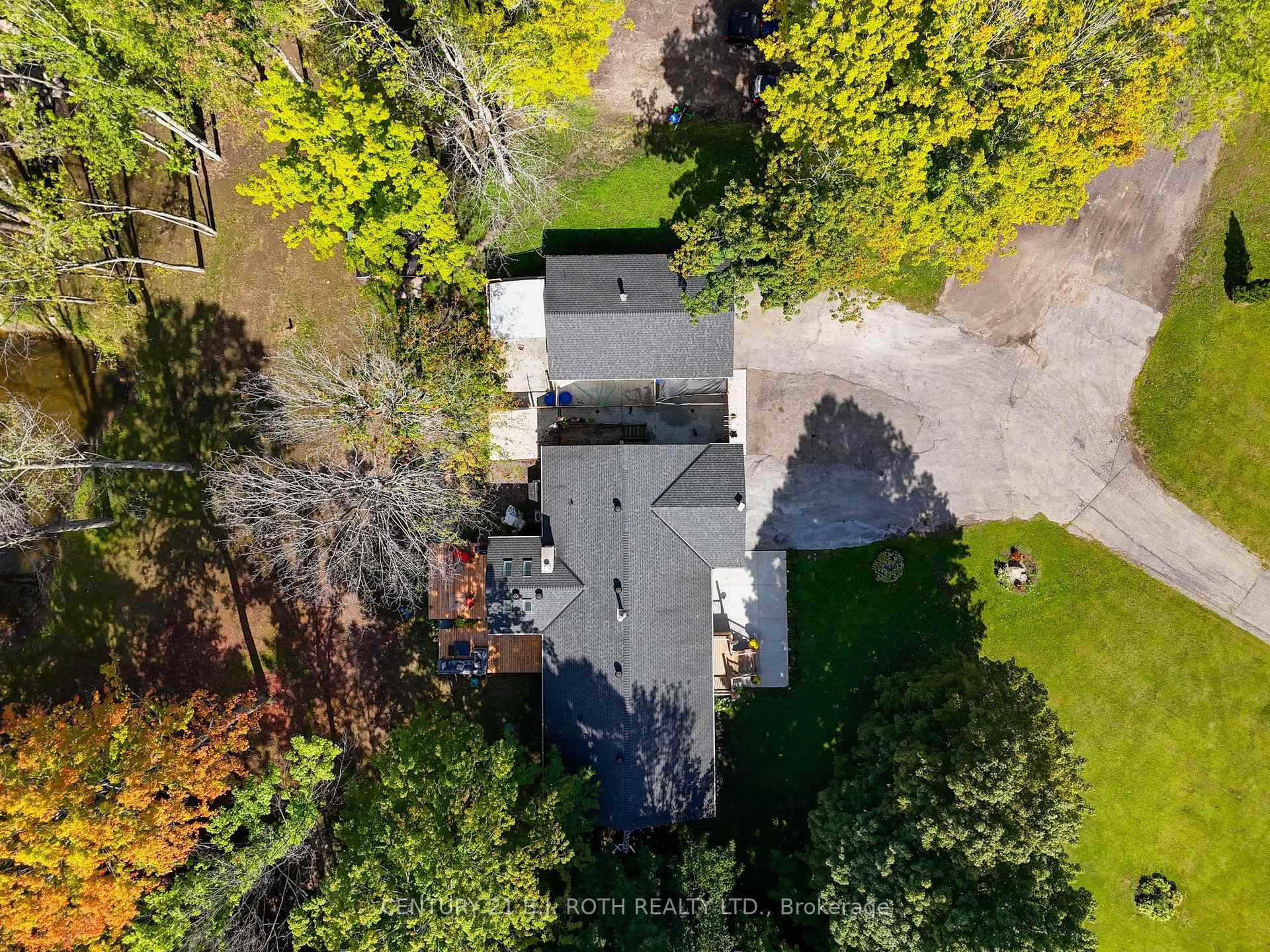 Photo 50 of 1250 County Road 6 S, Tiny, Rural Tiny — HOMEH