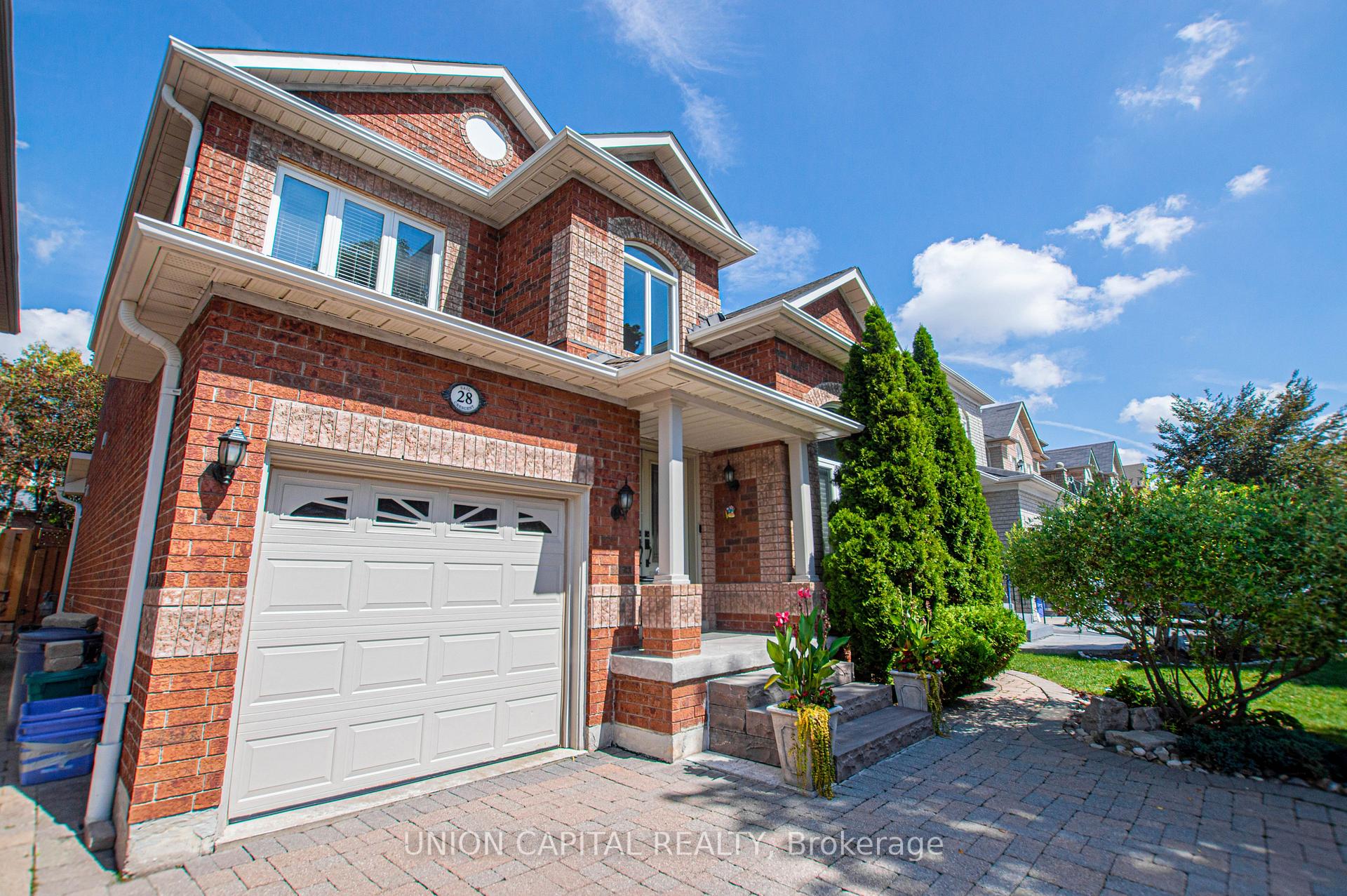 Photo 2 of 28 Sail Crescent, Vaughan, Vellore Village — HOMEH