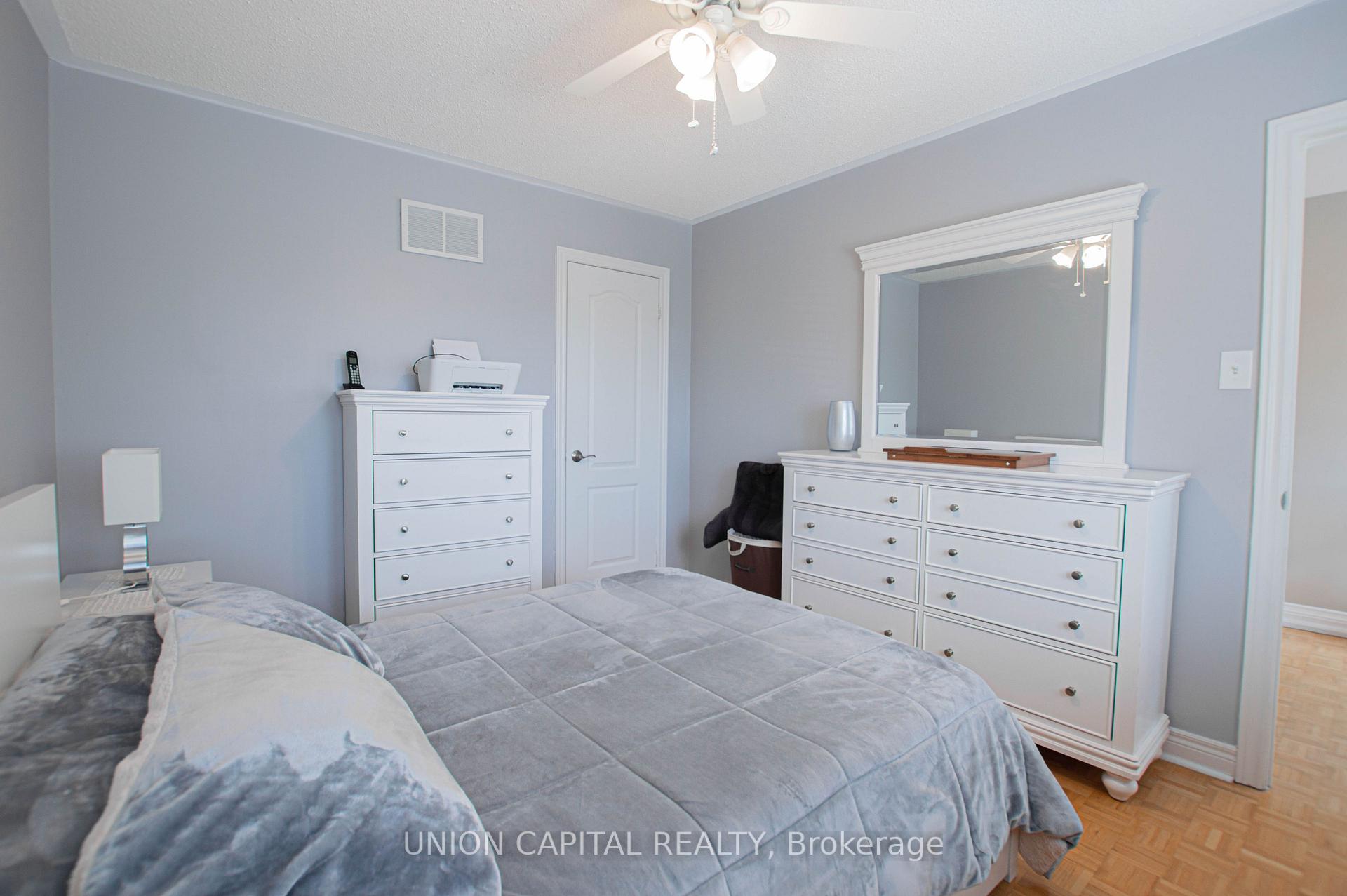 Photo 29 of 28 Sail Crescent, Vaughan, Vellore Village — HOMEH