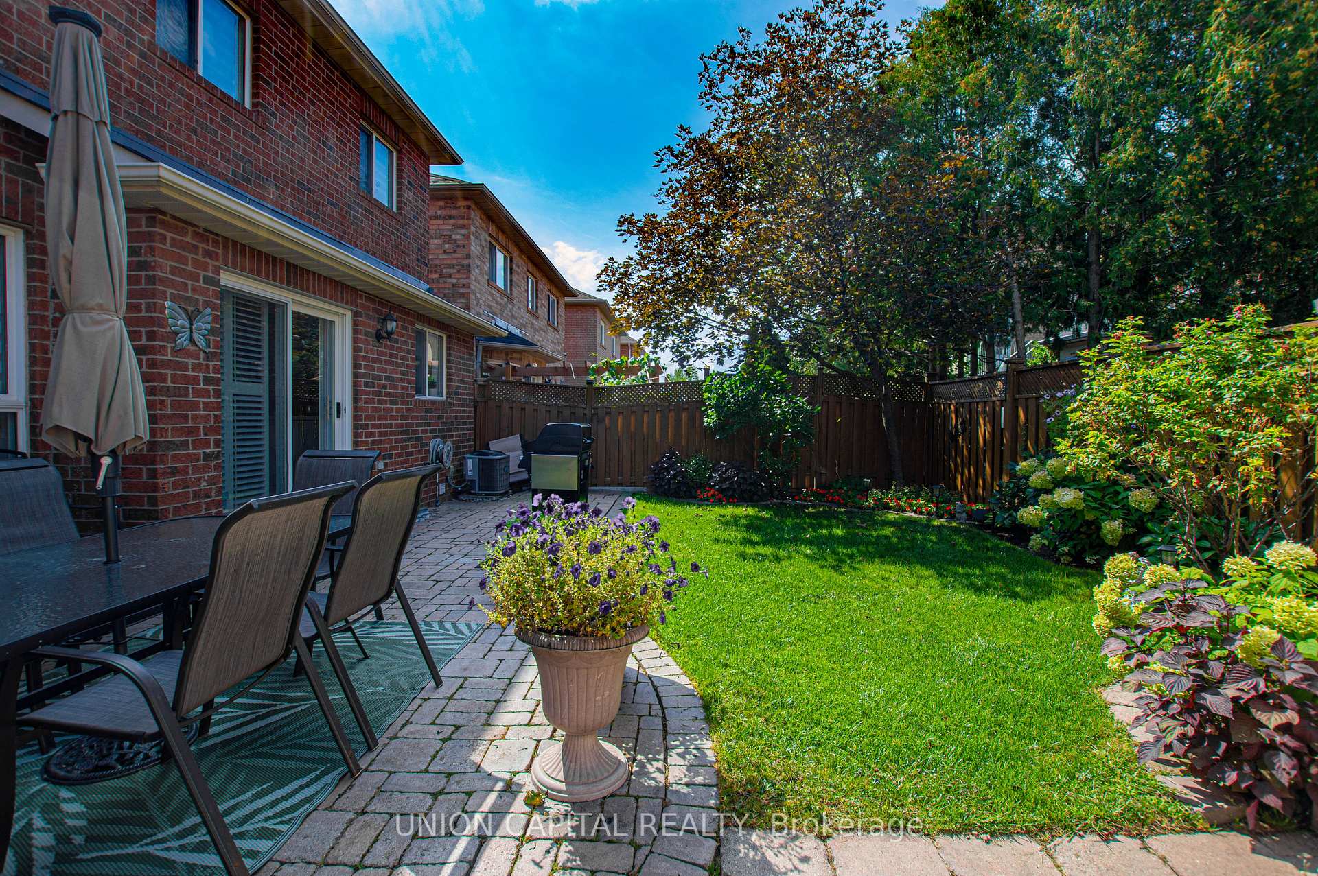 Photo 38 of 28 Sail Crescent, Vaughan, Vellore Village — HOMEH