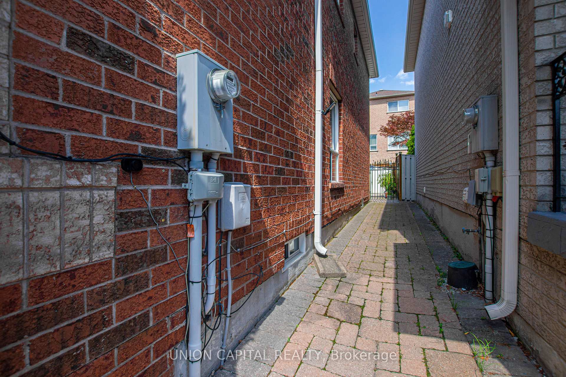 Photo 42 of 28 Sail Crescent, Vaughan, Vellore Village — HOMEH