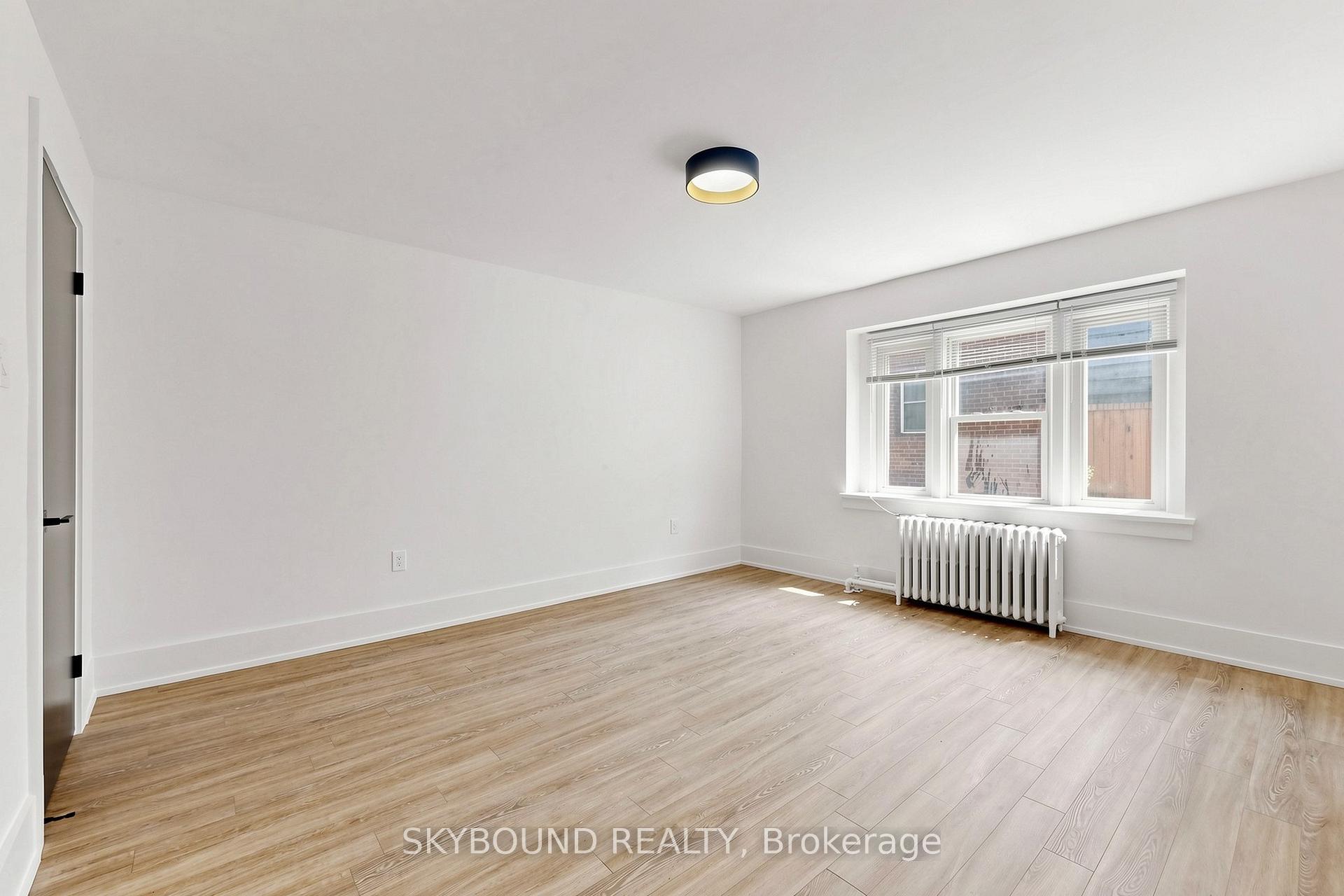Photo 23 of Unit 11, 1165 Kingston Road, Scarborough, Birchcliffe-Cliffside — HOMEH