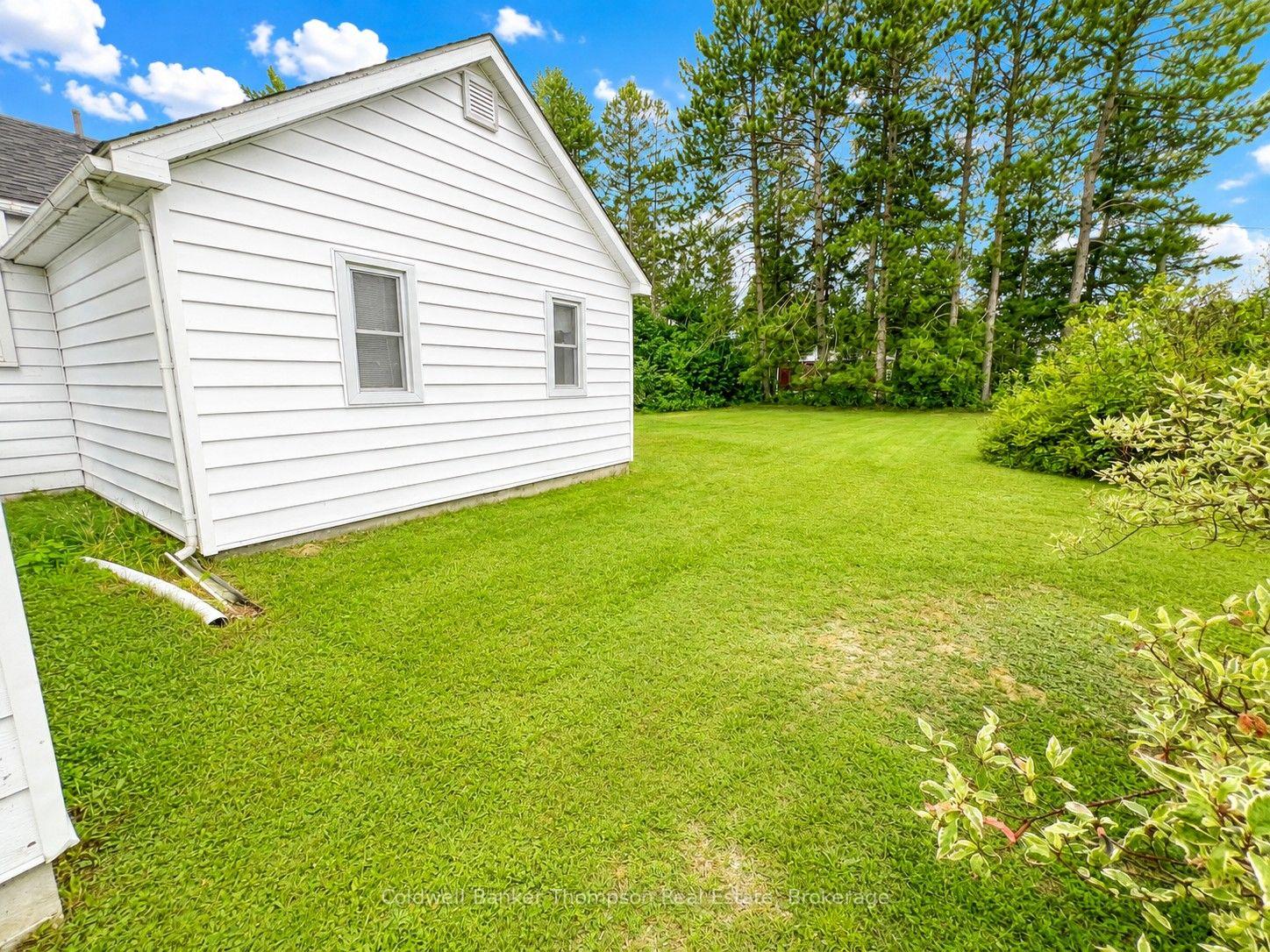 Photo 2 of 18 Eagle Lake Road, South River — HOMEH