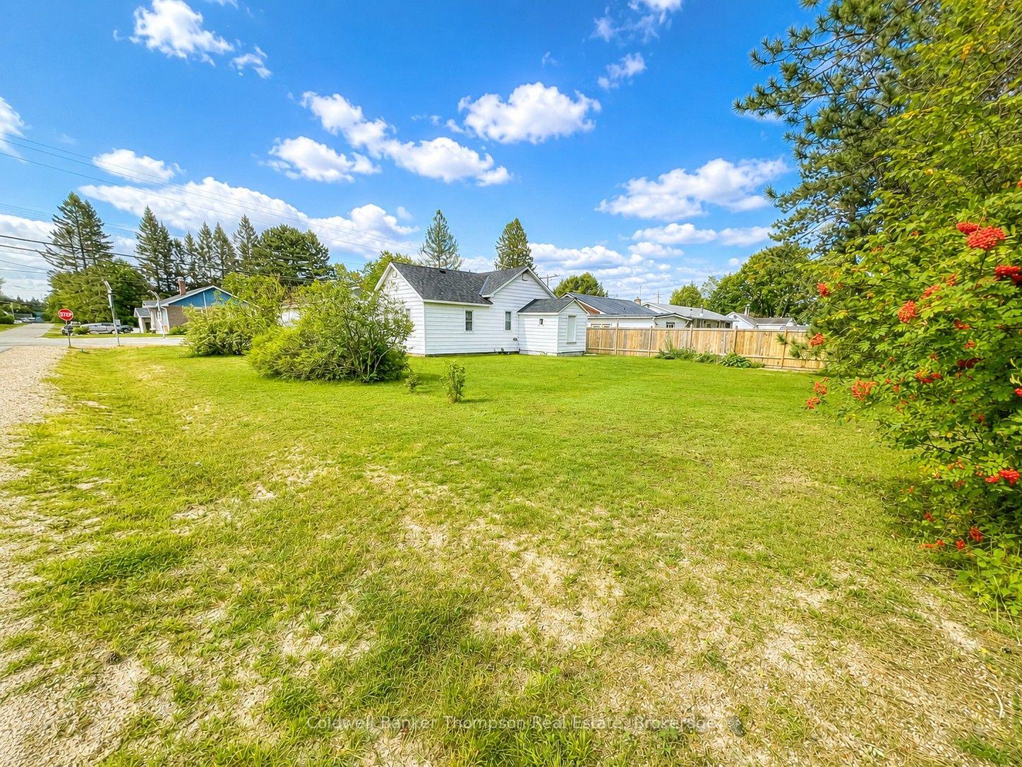 Photo 5 of 18 Eagle Lake Road, South River — HOMEH