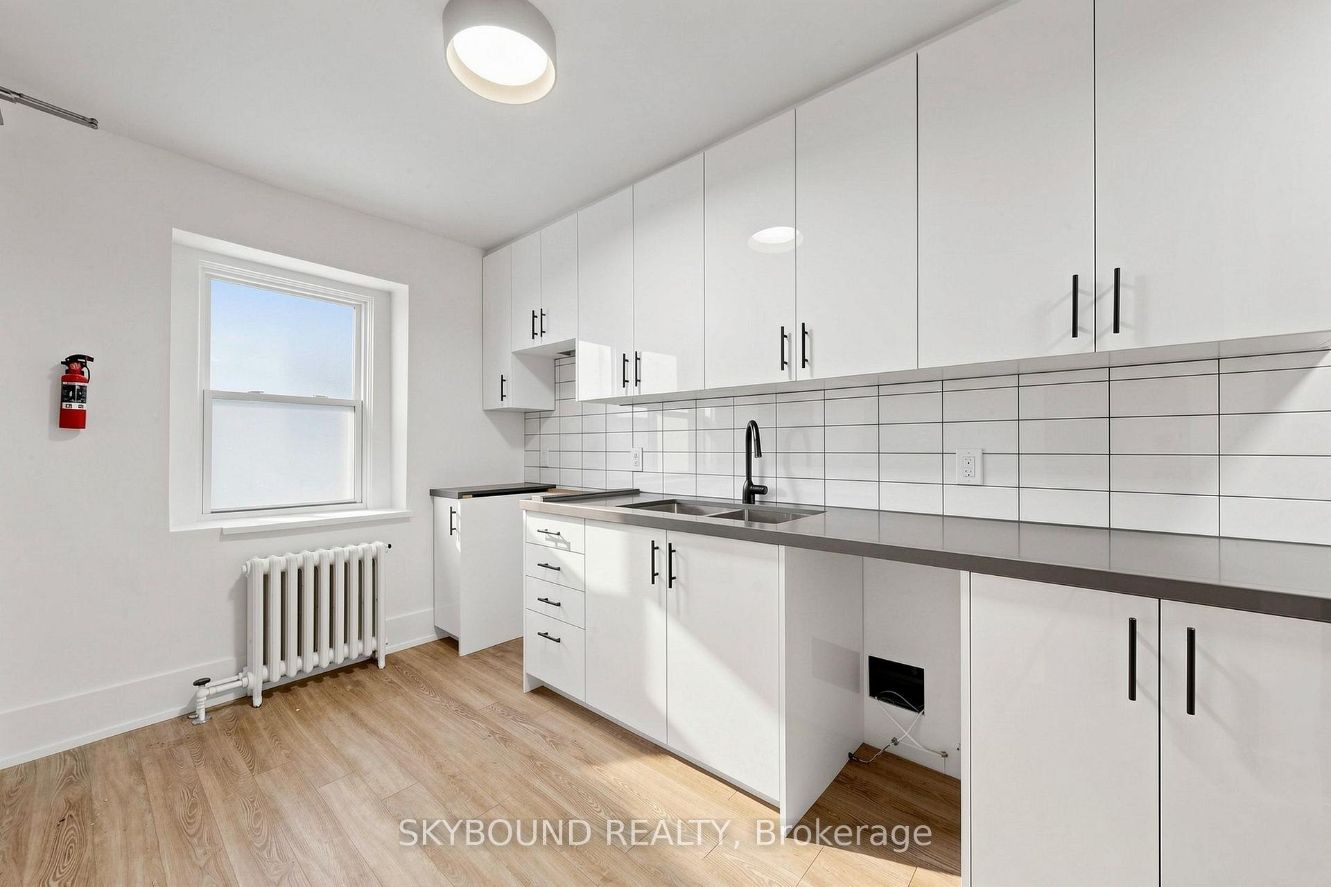 Photo 18 of Unit 15, 1165 Kingston Road, Scarborough, Birchcliffe-Cliffside — HOMEH