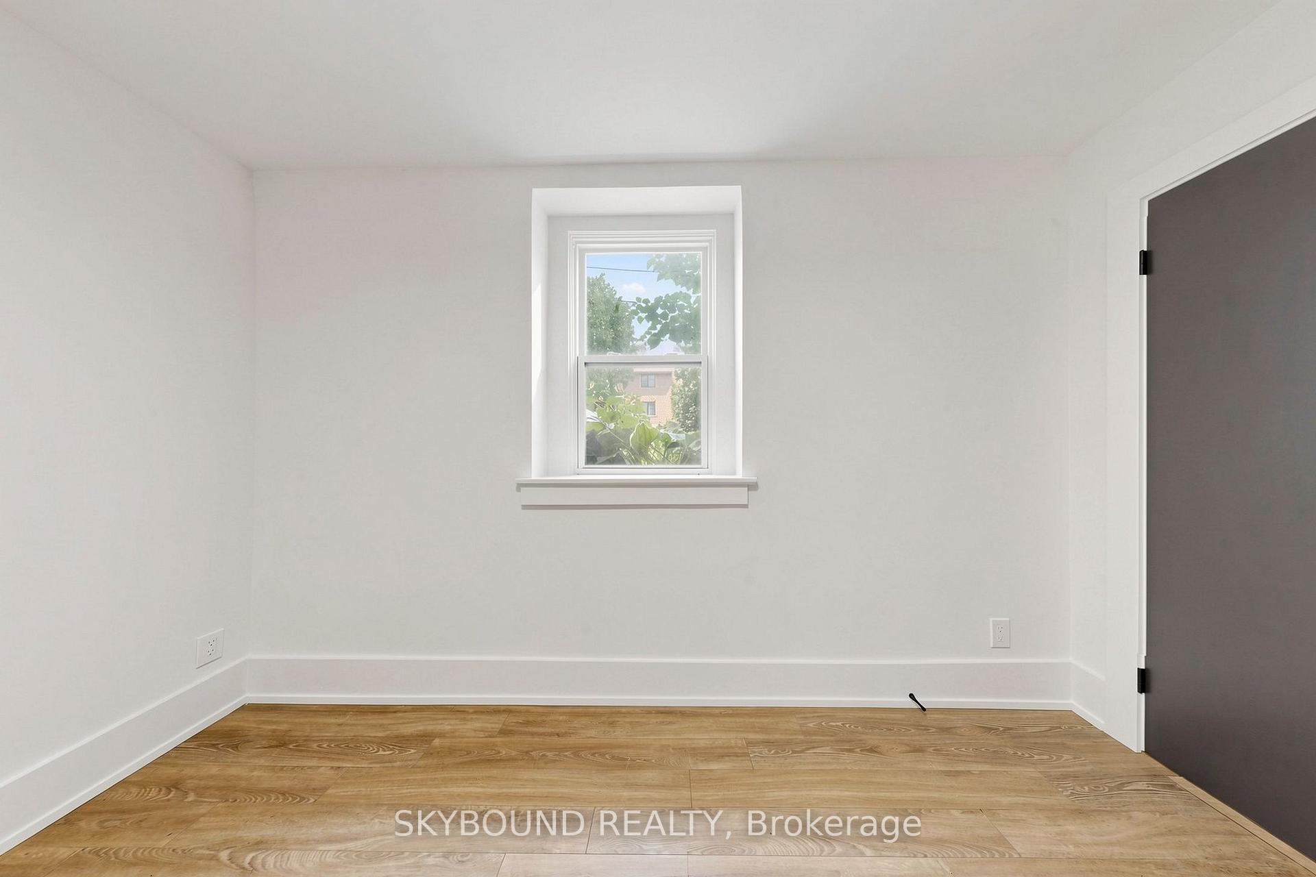 Photo 20 of Unit 15, 1165 Kingston Road, Scarborough, Birchcliffe-Cliffside — HOMEH