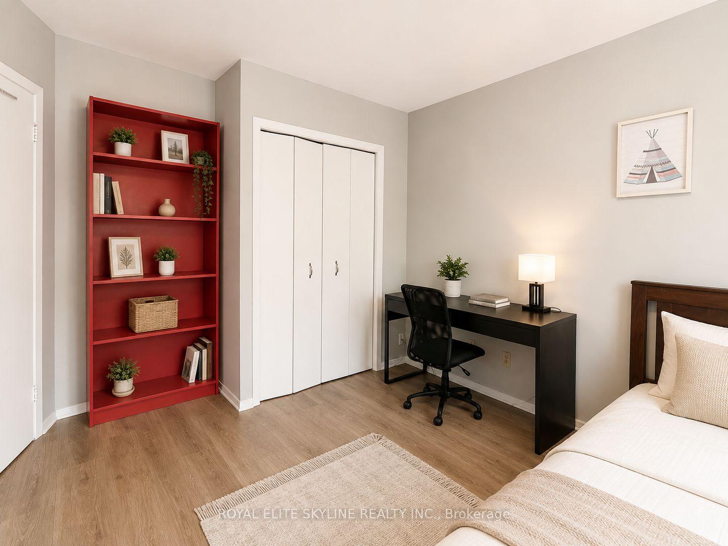 Photo 9 of 40 Clydesdale Drive, North York, Pleasant View — HOMEH
