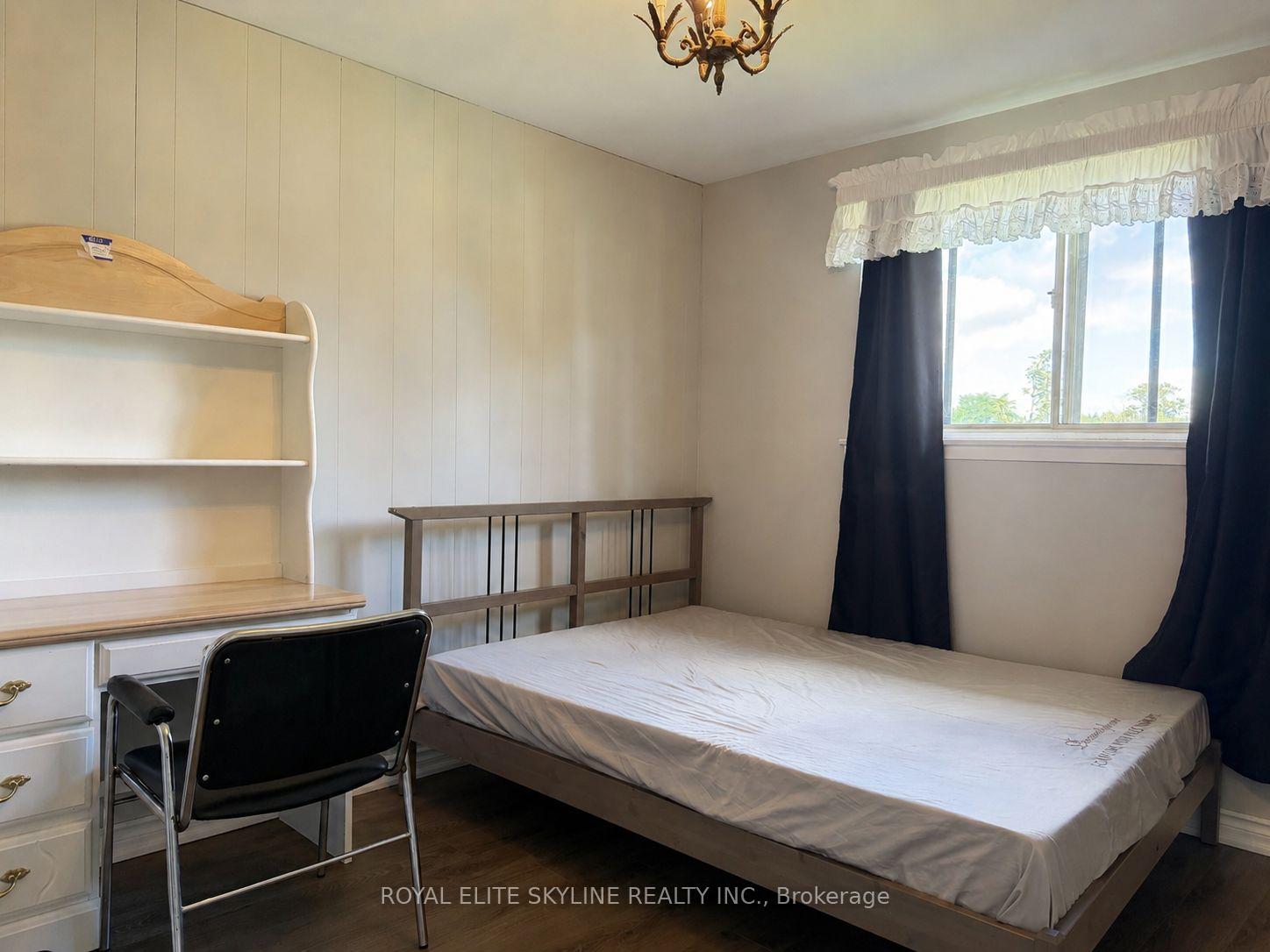 Photo 14 of 40 Clydesdale Drive, North York, Pleasant View — HOMEH
