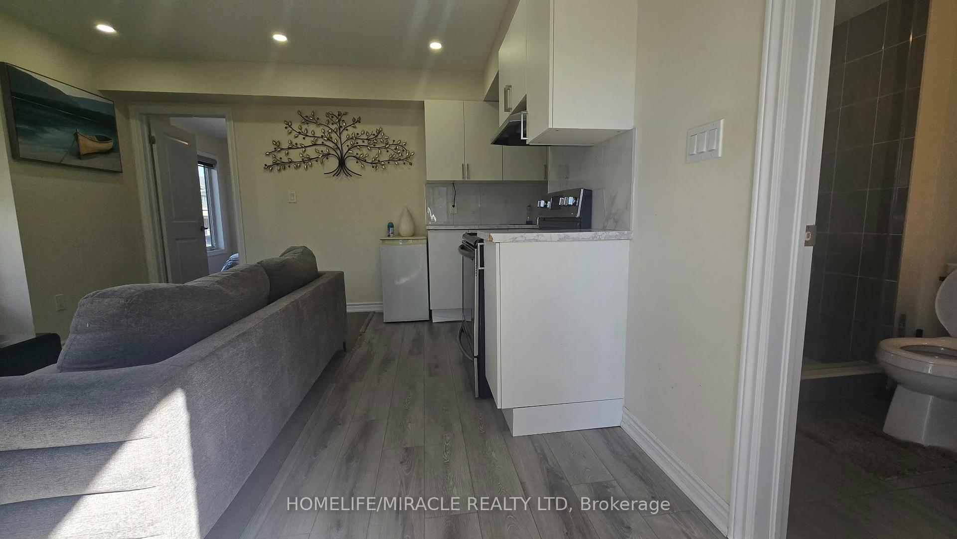 Photo 15 of 771 Chinook Path, Oshawa, Donevan — HOMEH