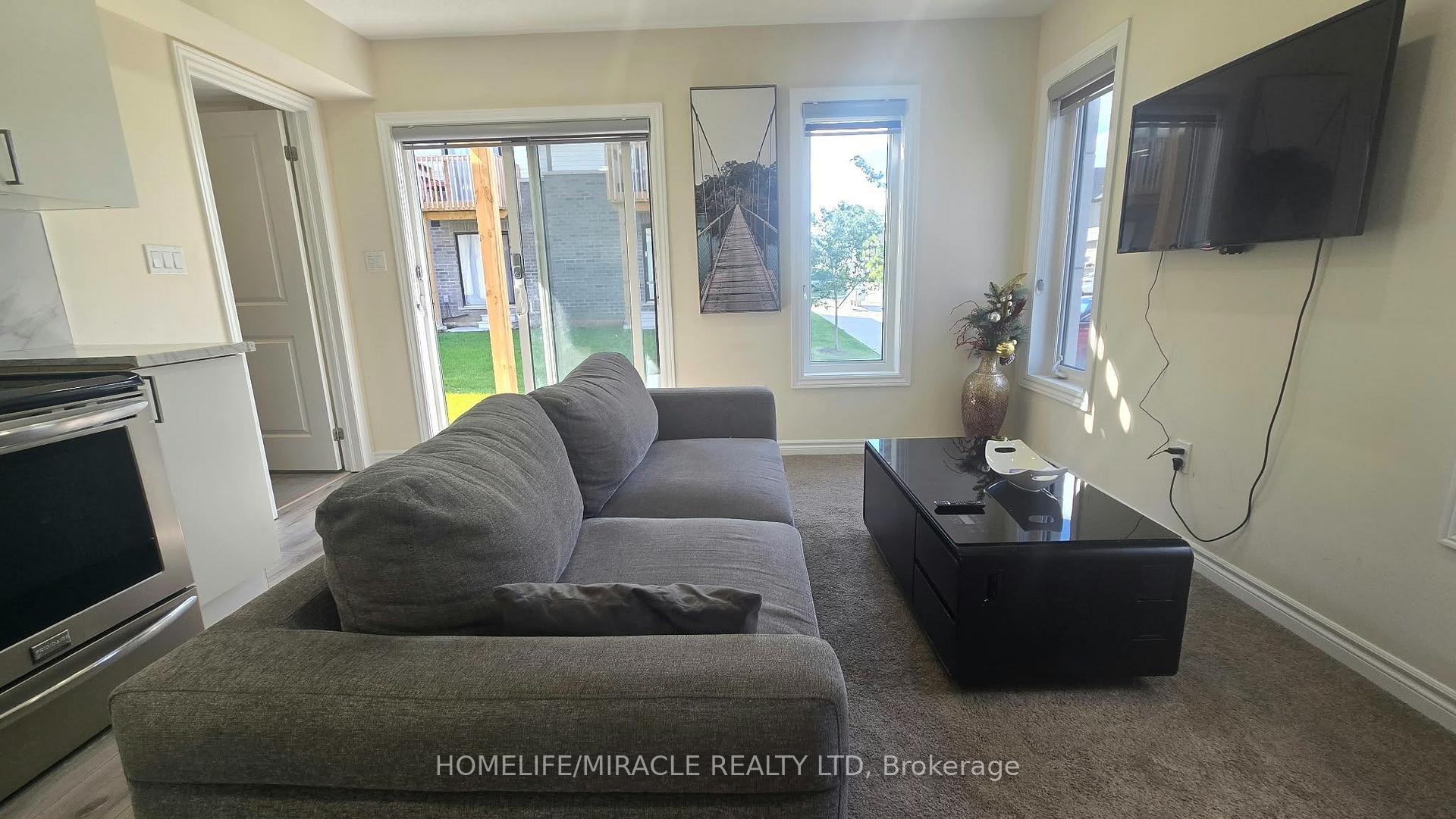 Photo 36 of 771 Chinook Path, Oshawa, Donevan — HOMEH