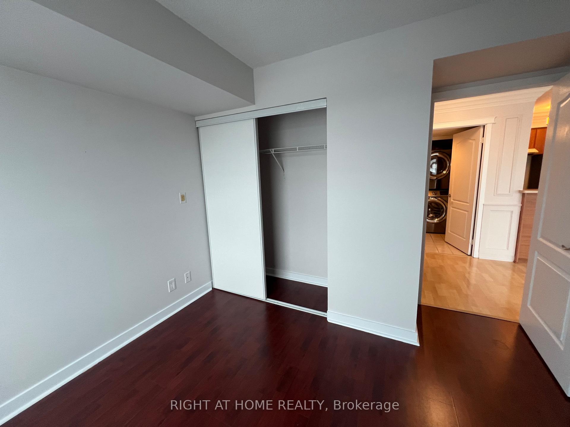 Photo 10 of Unit 1615, 36 Lee Centre Drive, Scarborough, Woburn — HOMEH