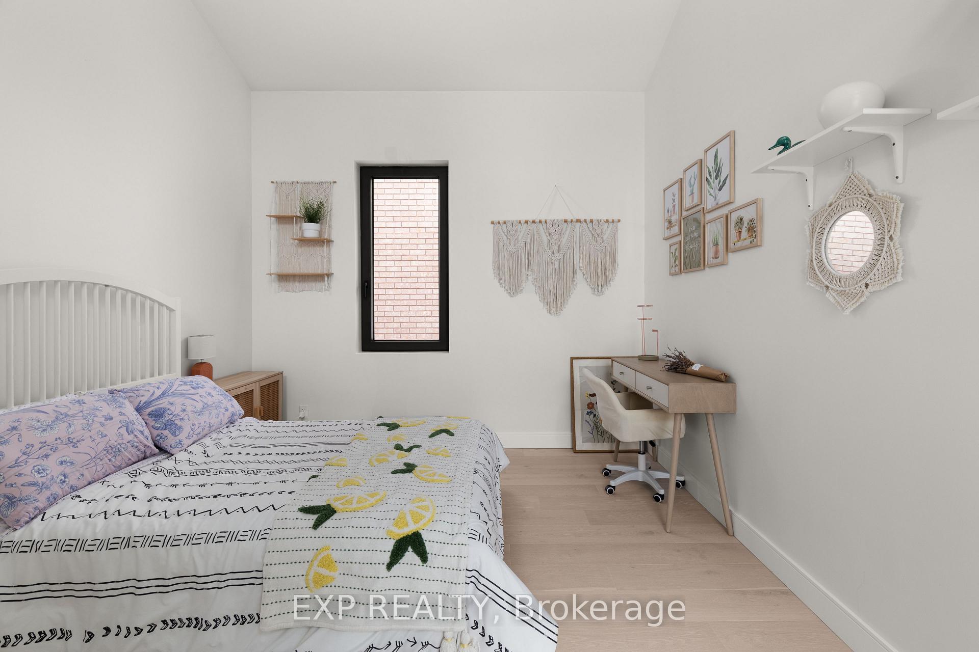 Photo 23 of 236 Cox Mill Road, Barrie, Painswick North — HOMEH