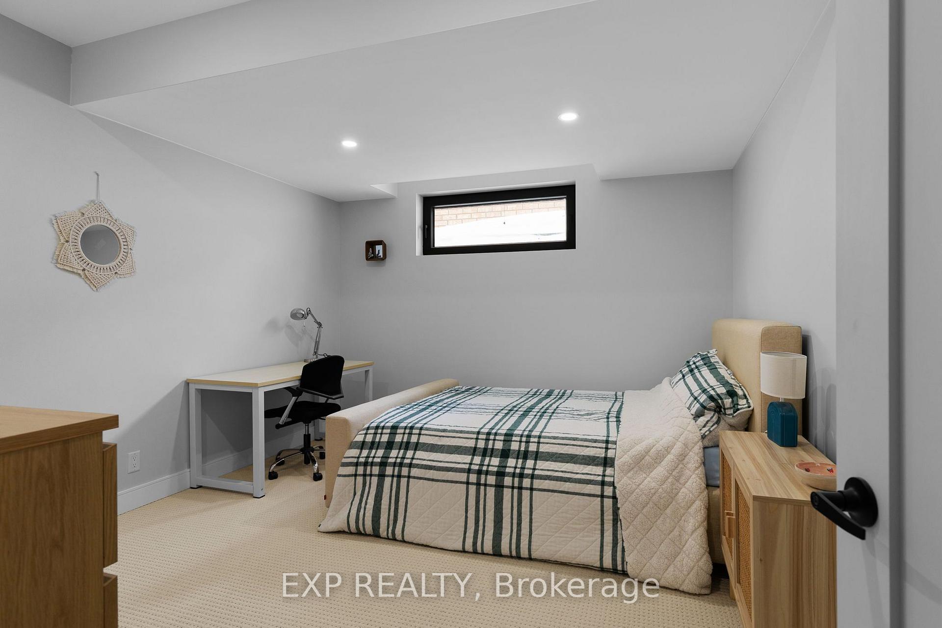 Photo 29 of 236 Cox Mill Road, Barrie, Painswick North — HOMEH
