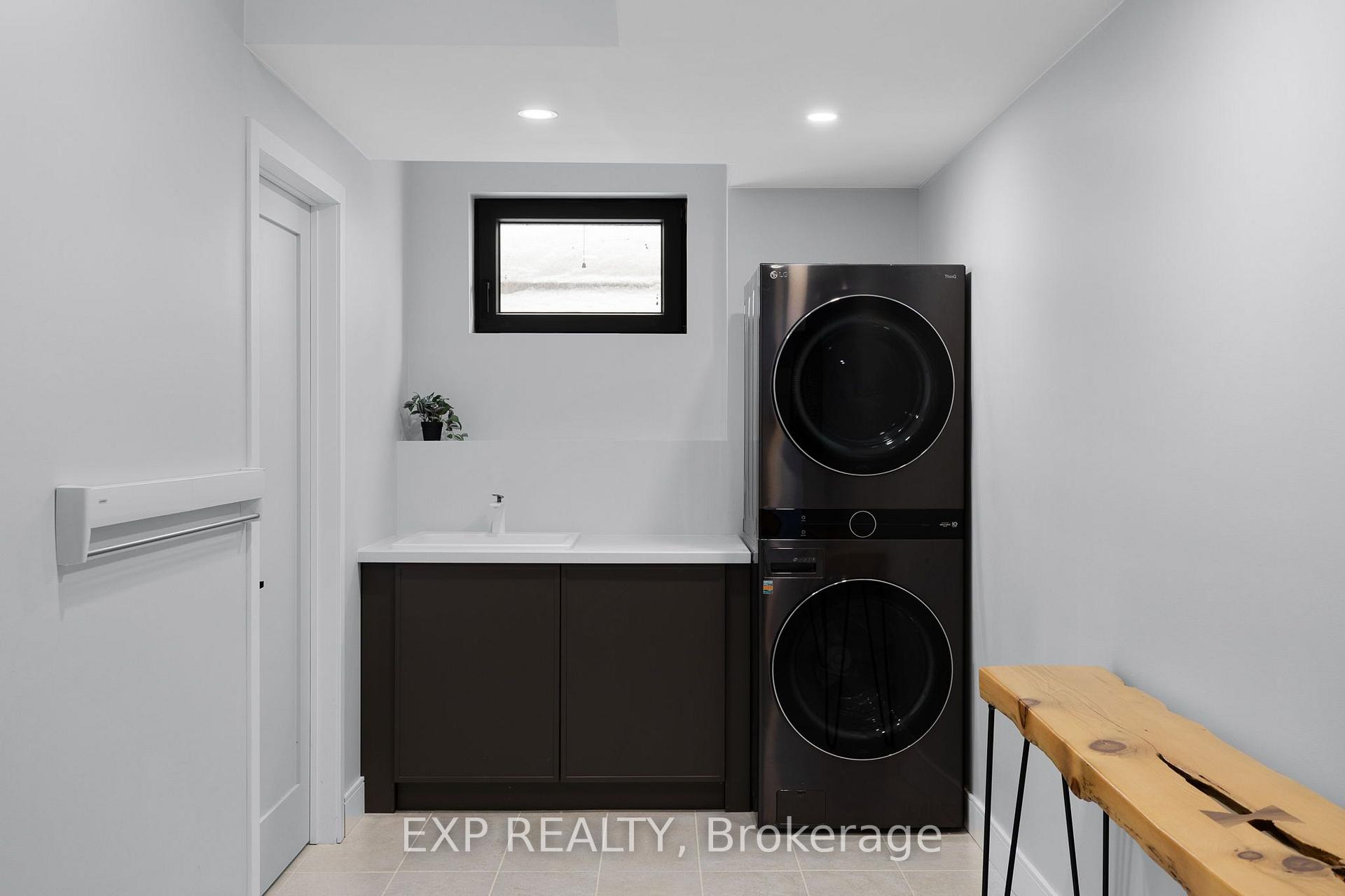Photo 32 of 236 Cox Mill Road, Barrie, Painswick North — HOMEH