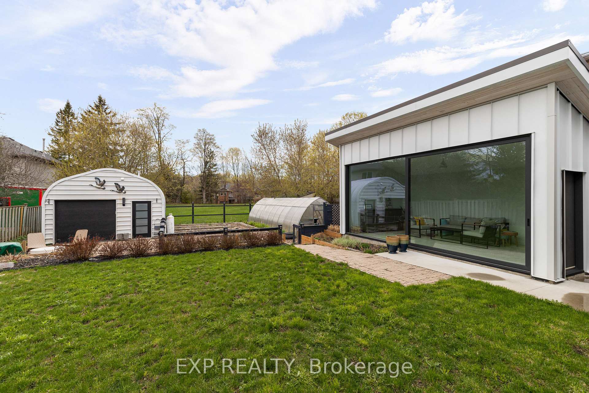 Photo 33 of 236 Cox Mill Road, Barrie, Painswick North — HOMEH