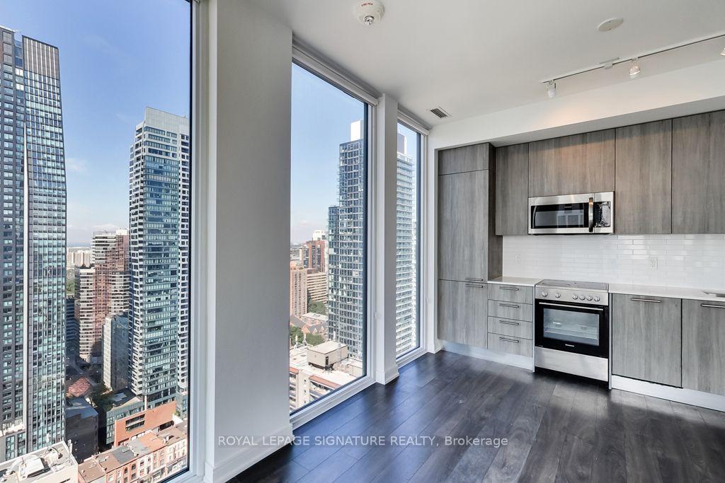 Photo 8 of Unit 3402, 28 Wellesley Street E, Toronto, Church-Yonge Corridor — HOMEH