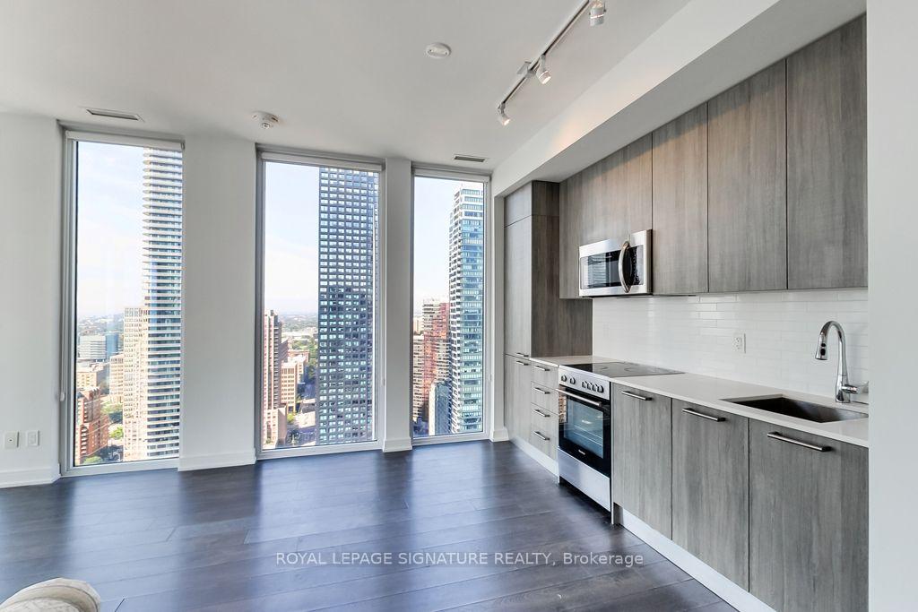 Photo 11 of Unit 3402, 28 Wellesley Street E, Toronto, Church-Yonge Corridor — HOMEH