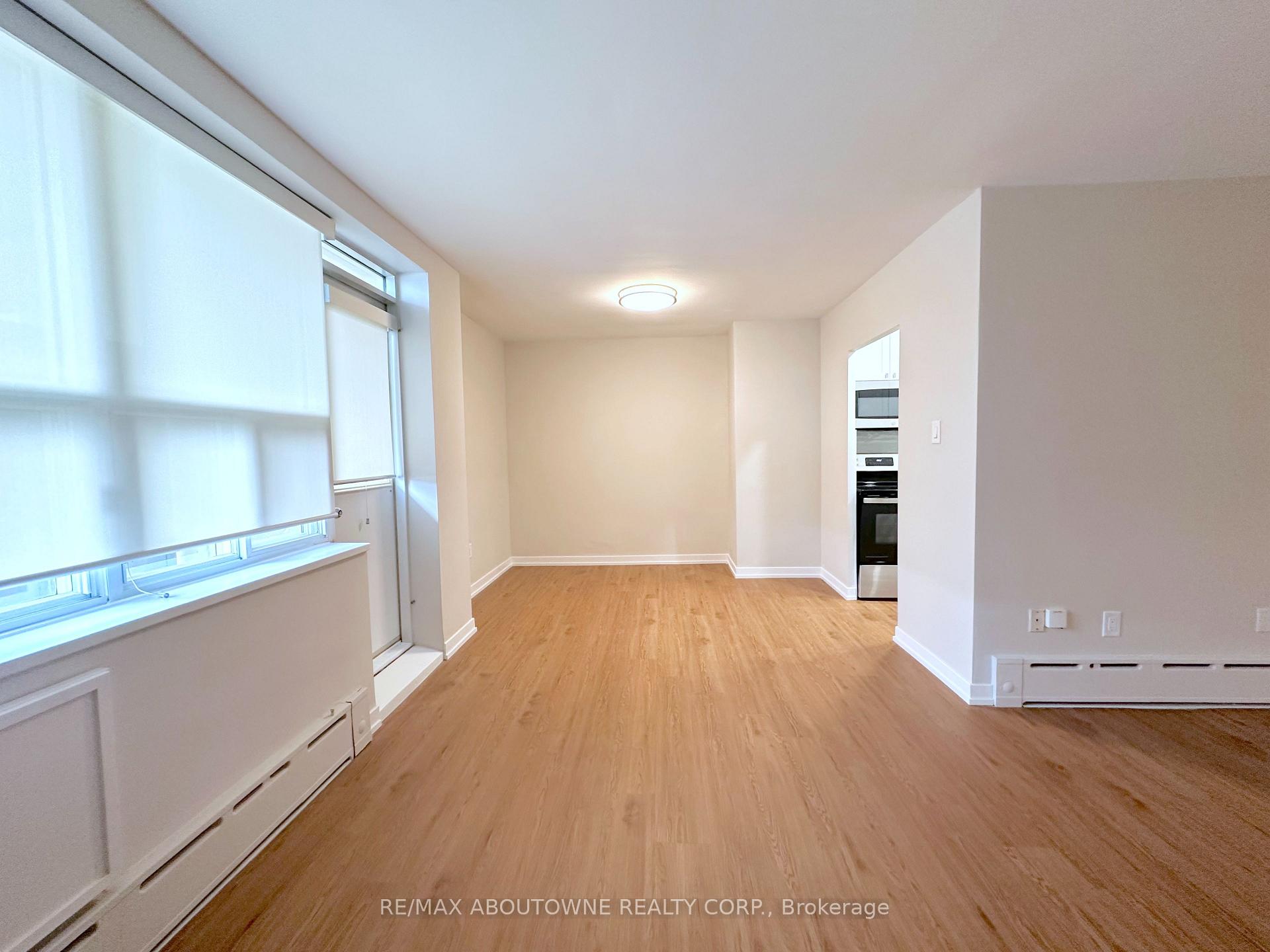 Photo 5 of Unit 506, 300 St Clair Avenue W, Toronto, Casa Loma — HOMEH