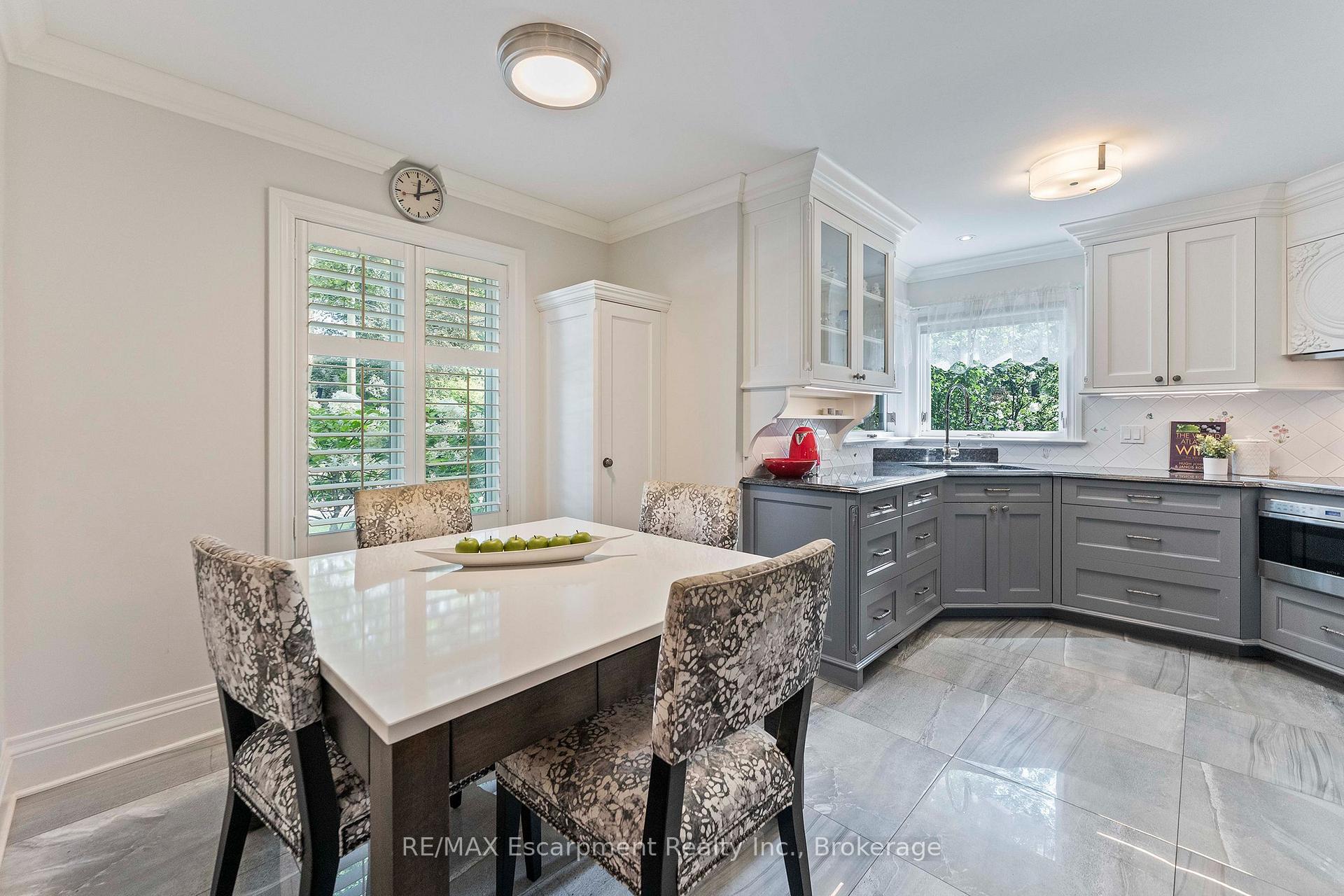Photo 7 of 380 Watson Avenue, Oakville, Old Oakville — HOMEH