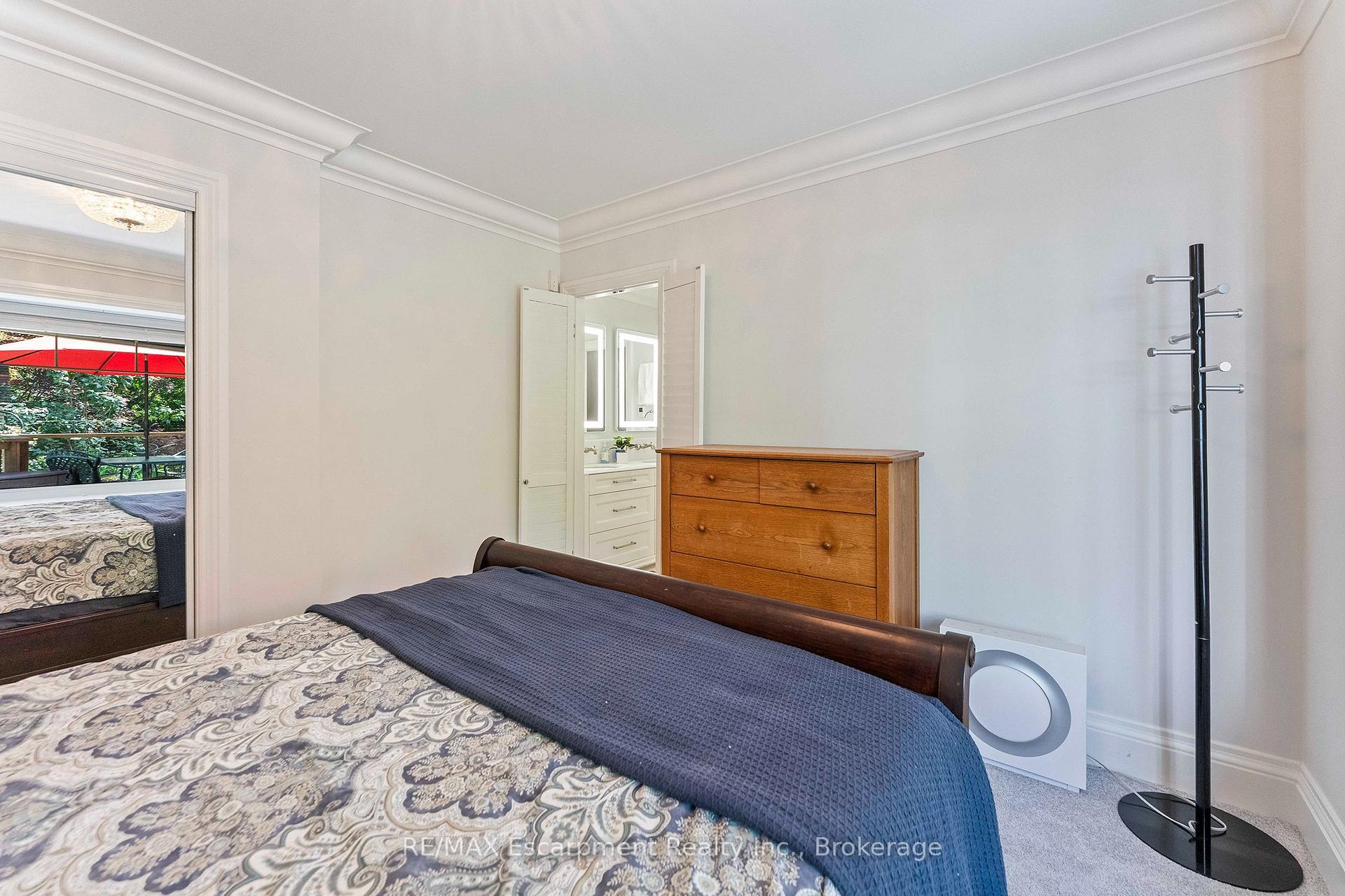 Photo 22 of 380 Watson Avenue, Oakville, Old Oakville — HOMEH