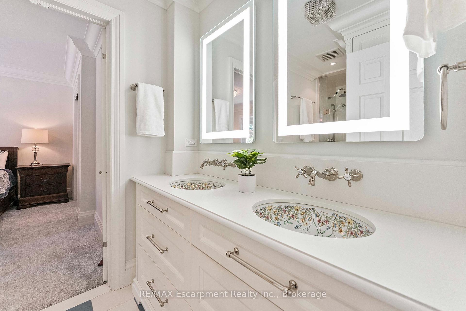 Photo 24 of 380 Watson Avenue, Oakville, Old Oakville — HOMEH