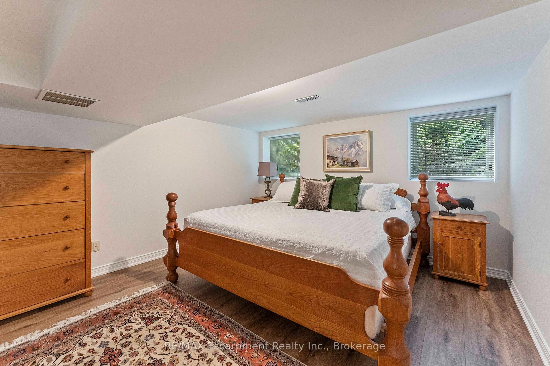 Photo 37 of 380 Watson Avenue, Oakville, Old Oakville — HOMEH