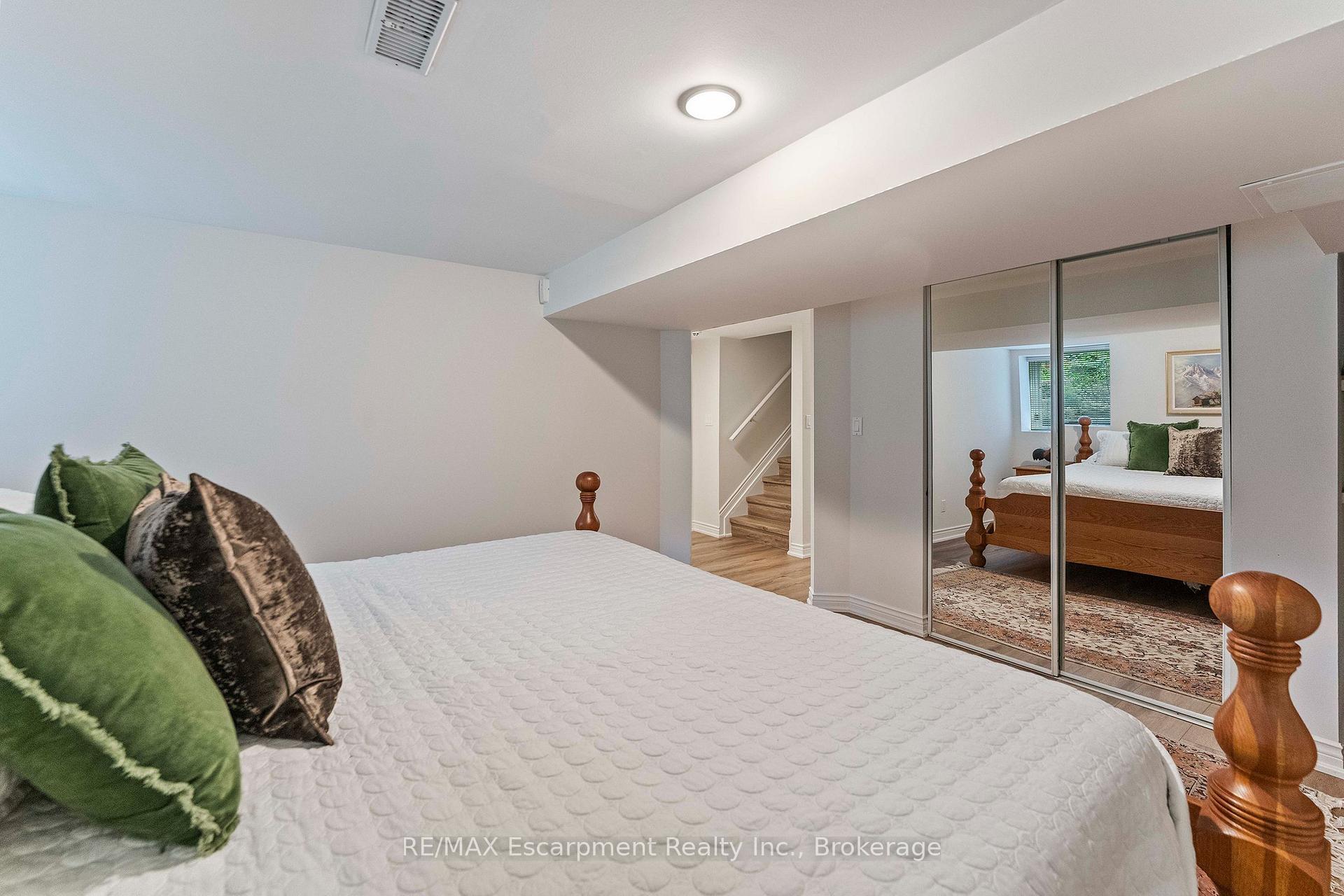 Photo 38 of 380 Watson Avenue, Oakville, Old Oakville — HOMEH