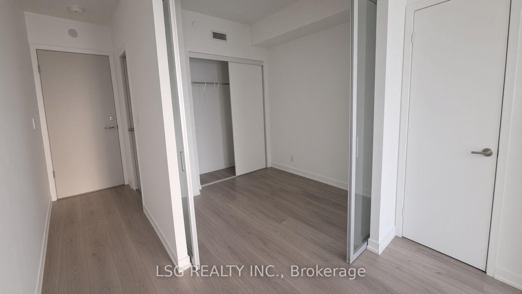 Photo 7 of Unit 337, 2020 Bathurst Street, Toronto, Humewood-Cedarvale — HOMEH