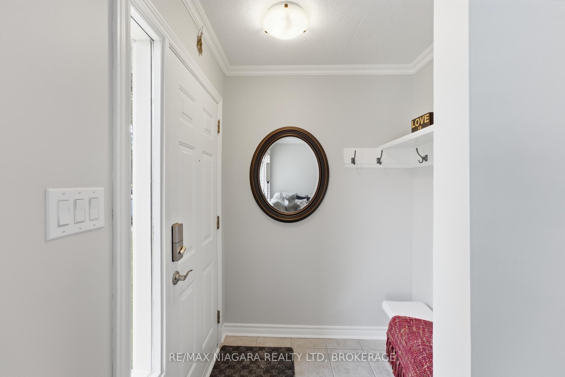 Photo 3 of Unit 35, 2 Weiden Street, St. Catharines, Bunting/Linwell — HOMEH