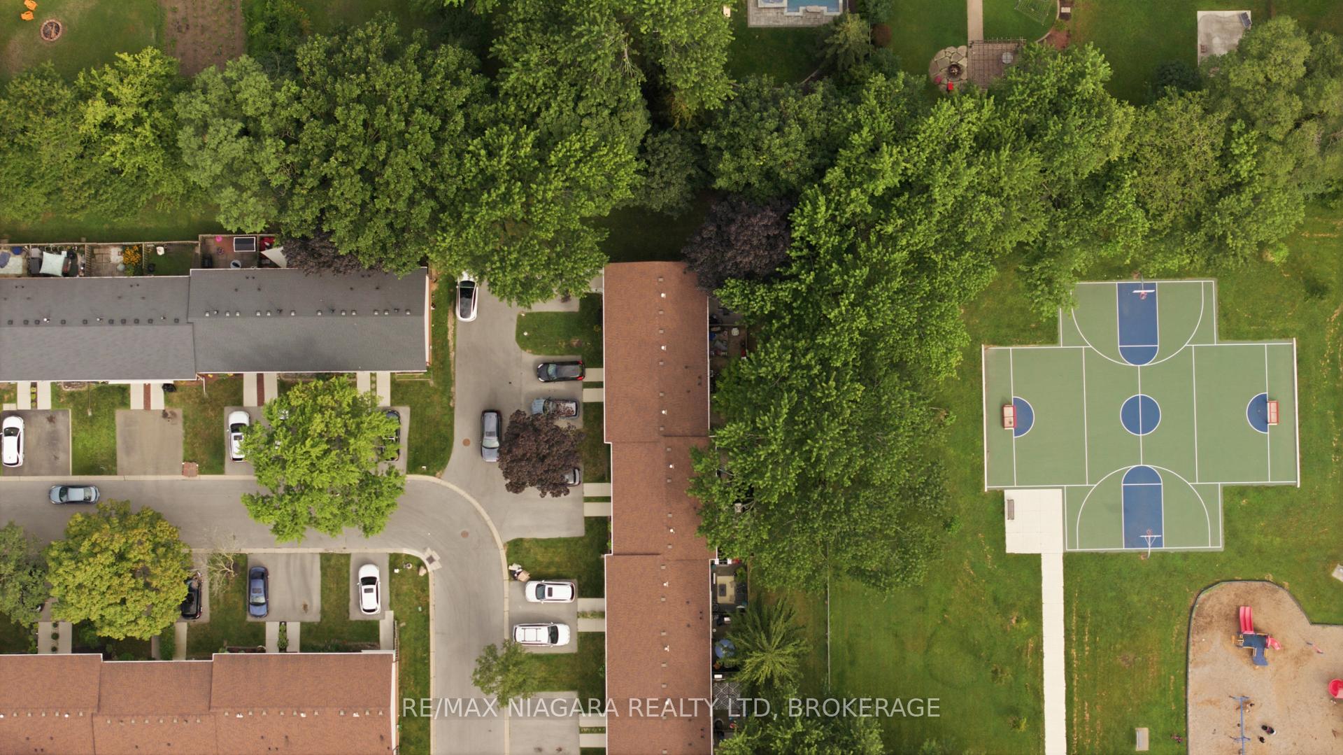 Photo 19 of Unit 35, 2 Weiden Street, St. Catharines, Bunting/Linwell — HOMEH