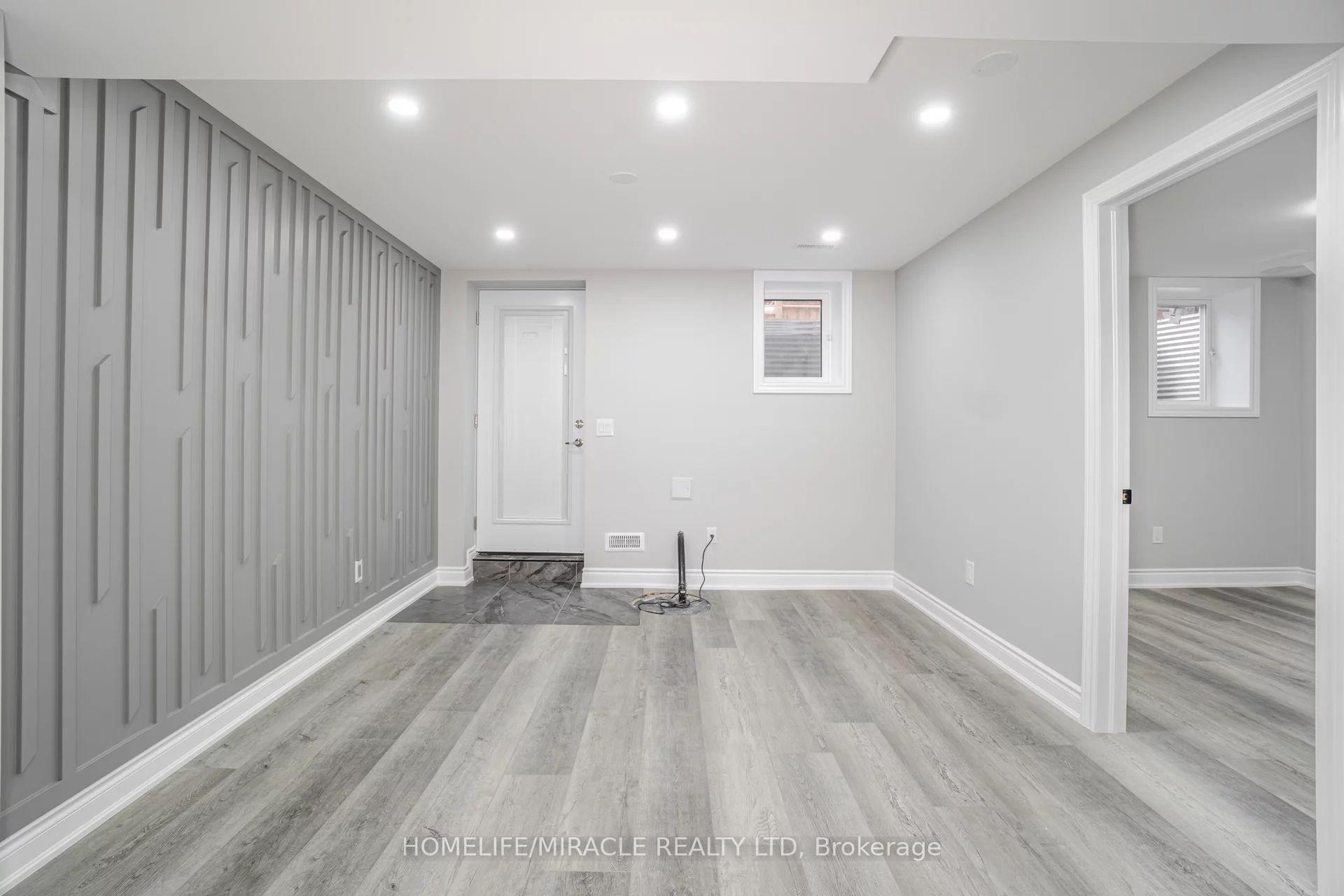 Photo 11 of Unit 2, 15 Averill Road, Brampton, Northwest Brampton — HOMEH