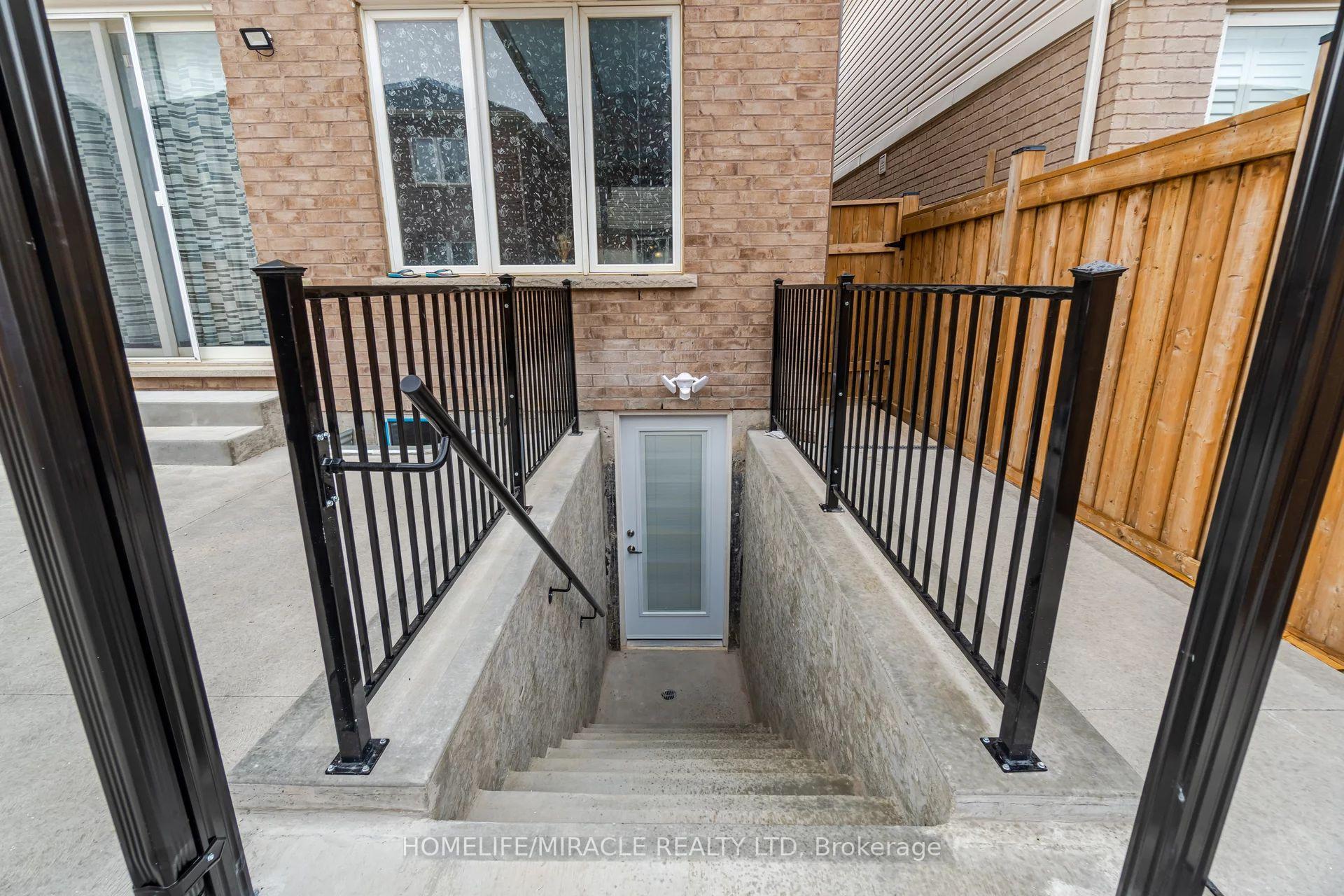Photo 22 of Unit 2, 15 Averill Road, Brampton, Northwest Brampton — HOMEH