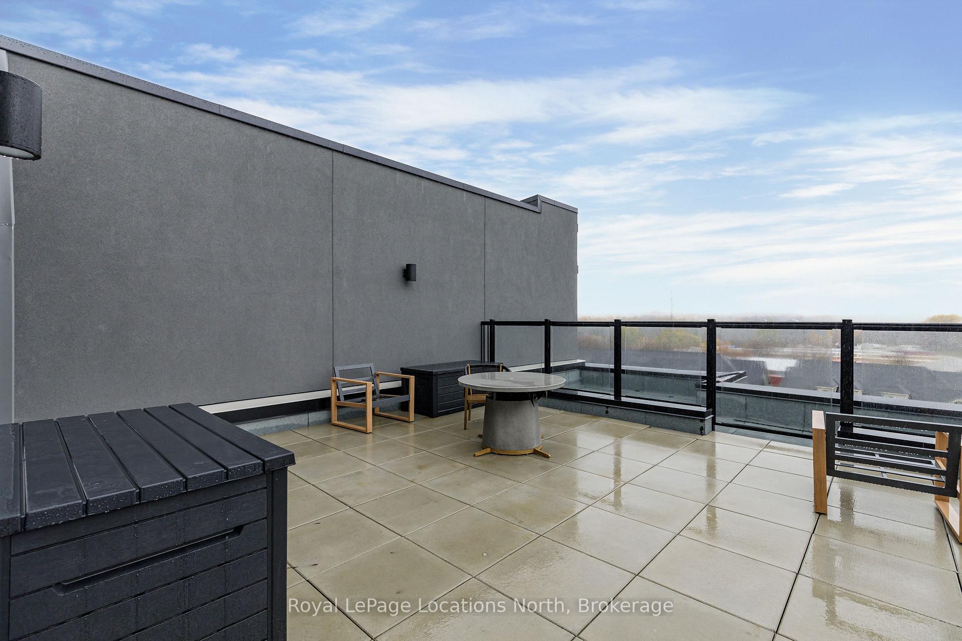 Photo 31 of Unit 422, 4 Kimberly Lane, Collingwood — HOMEH