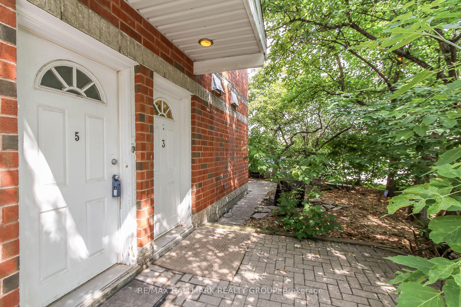 Photo 2 of Unit 8, 3 Armstrong Street, Ottawa, Hintonburg — HOMEH