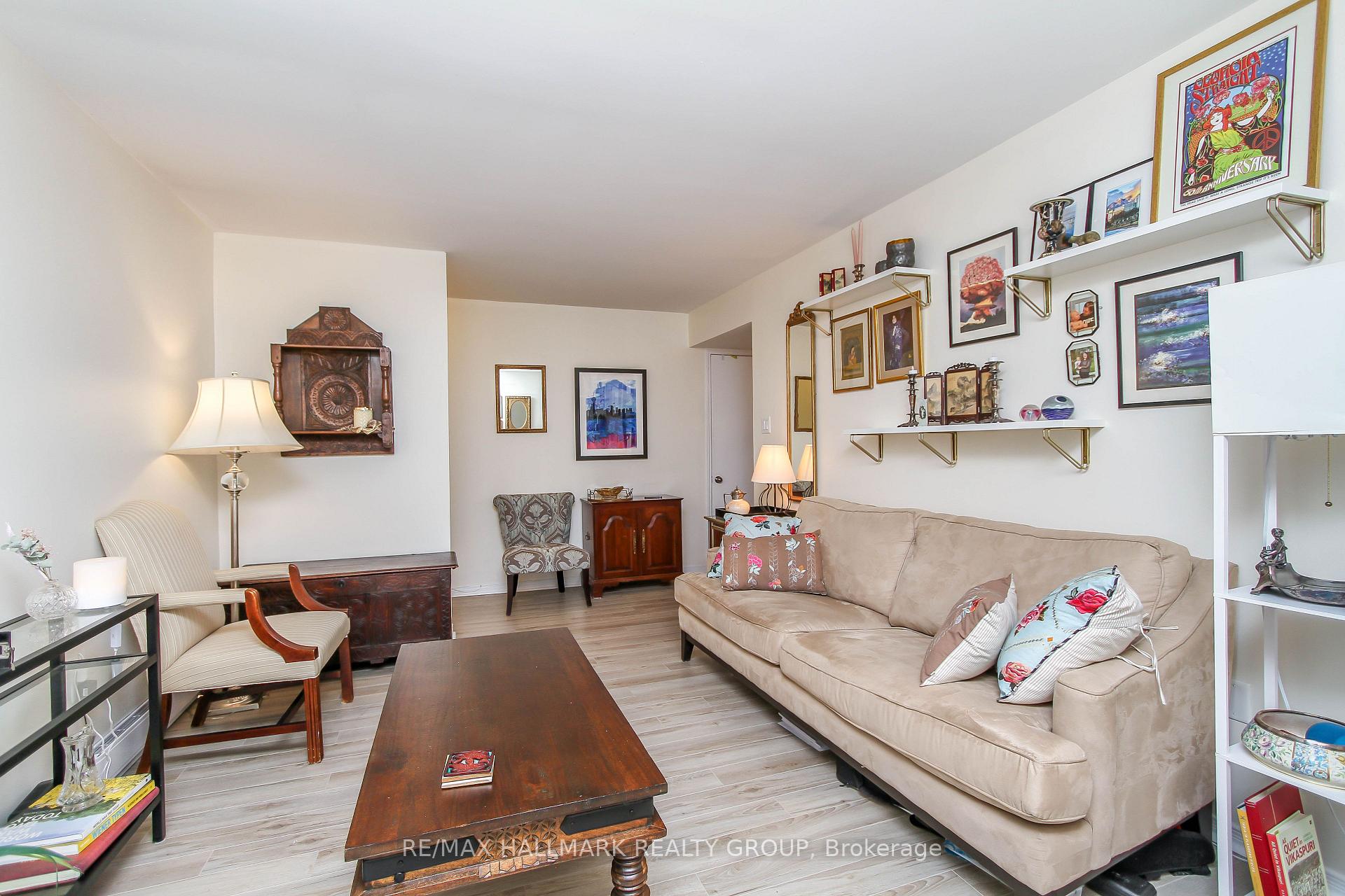 Photo 3 of Unit 8, 3 Armstrong Street, Ottawa, Hintonburg — HOMEH