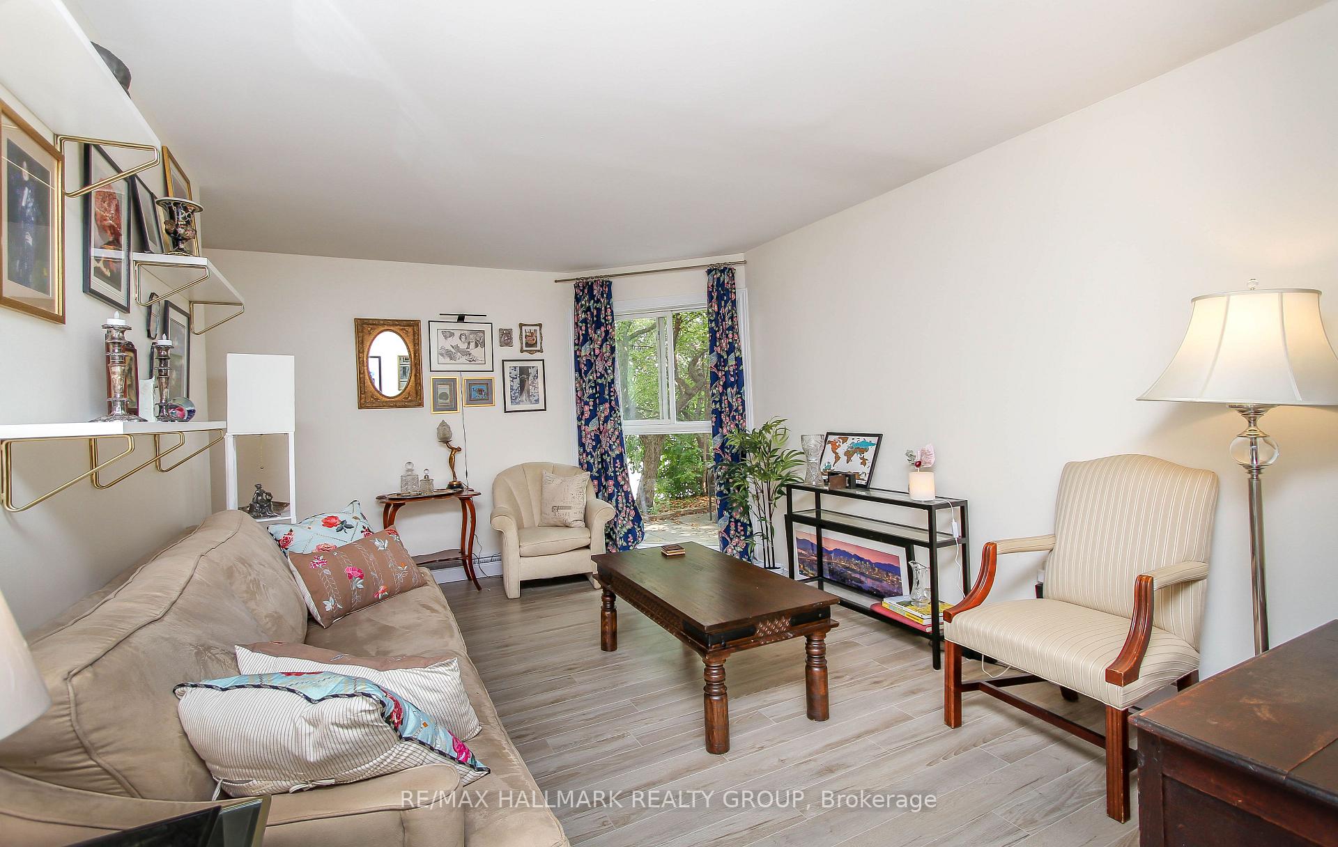 Photo 4 of Unit 8, 3 Armstrong Street, Ottawa, Hintonburg — HOMEH