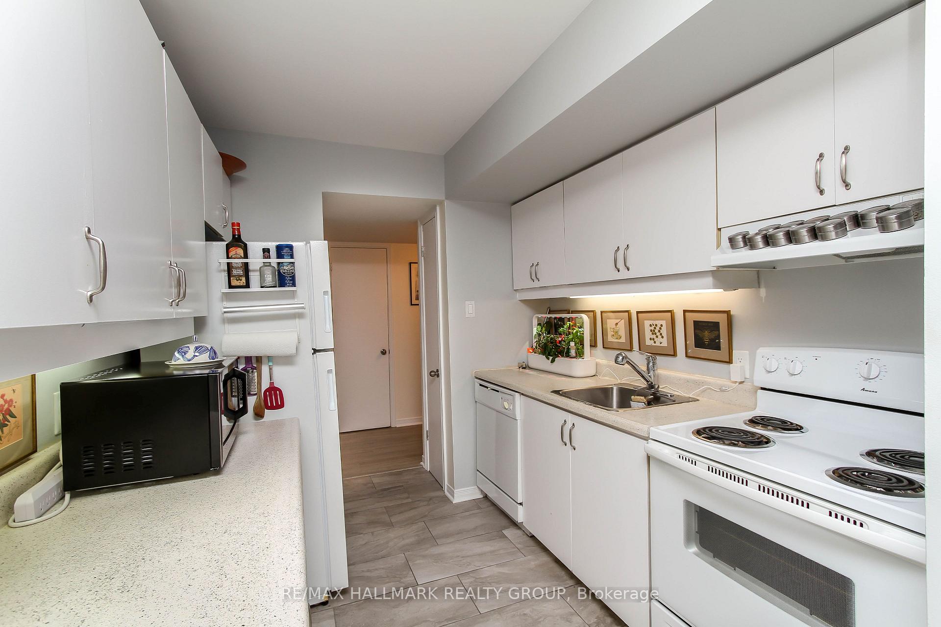 Photo 8 of Unit 8, 3 Armstrong Street, Ottawa, Hintonburg — HOMEH