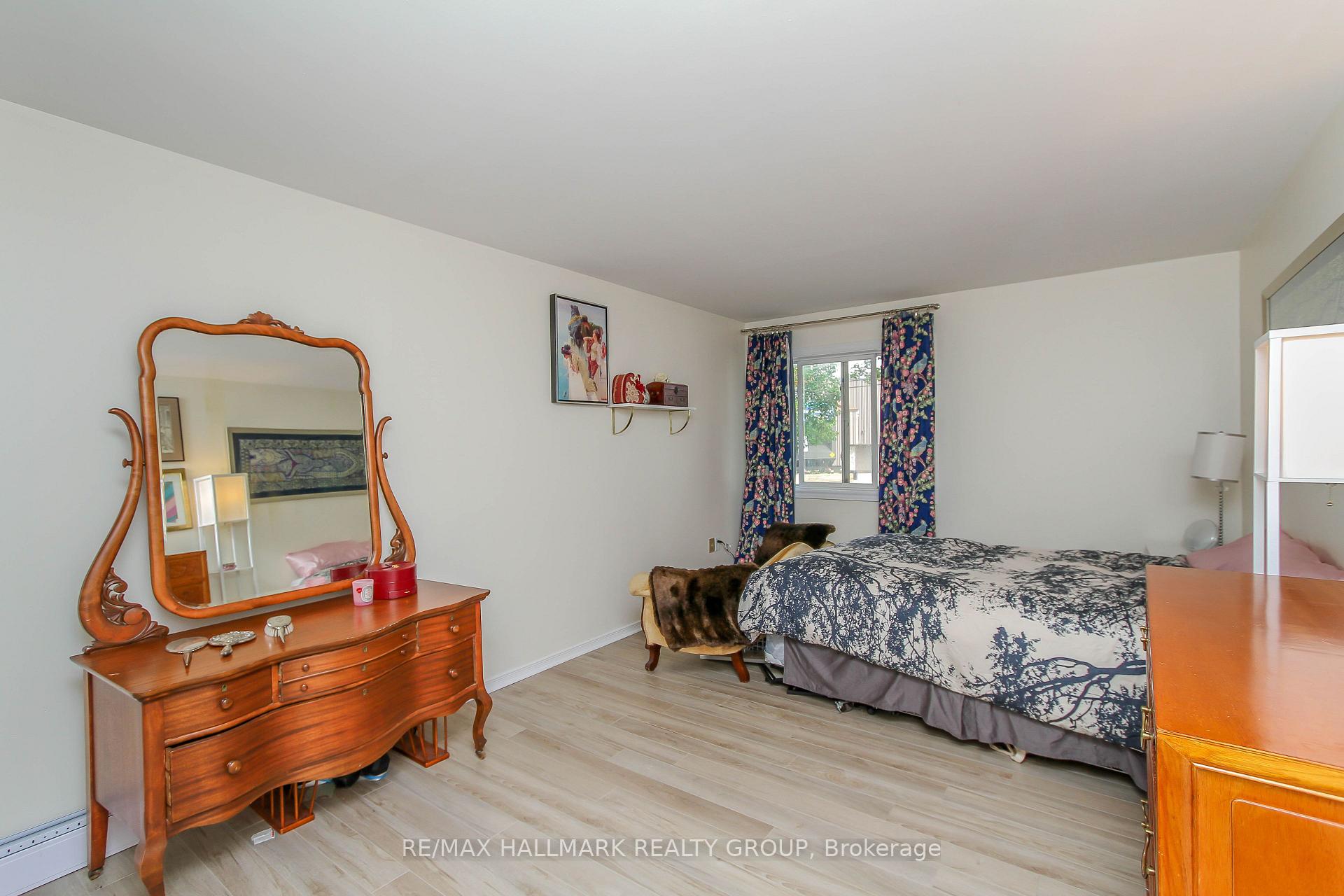 Photo 16 of Unit 8, 3 Armstrong Street, Ottawa, Hintonburg — HOMEH